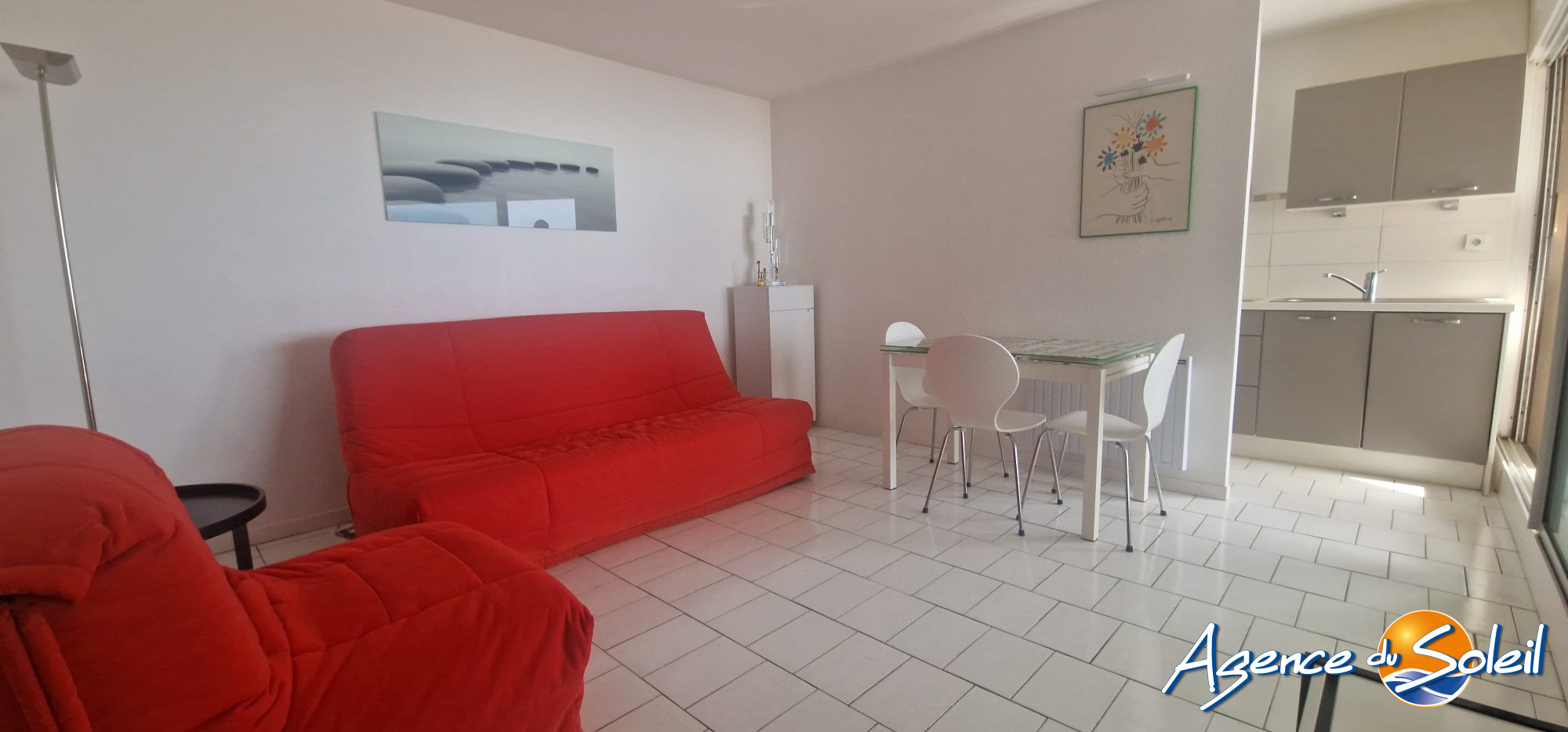 Vue extérieure - Appartement Canet-en-Roussillon (Réf. 19-11438-AGENCEDUSOLEIL)