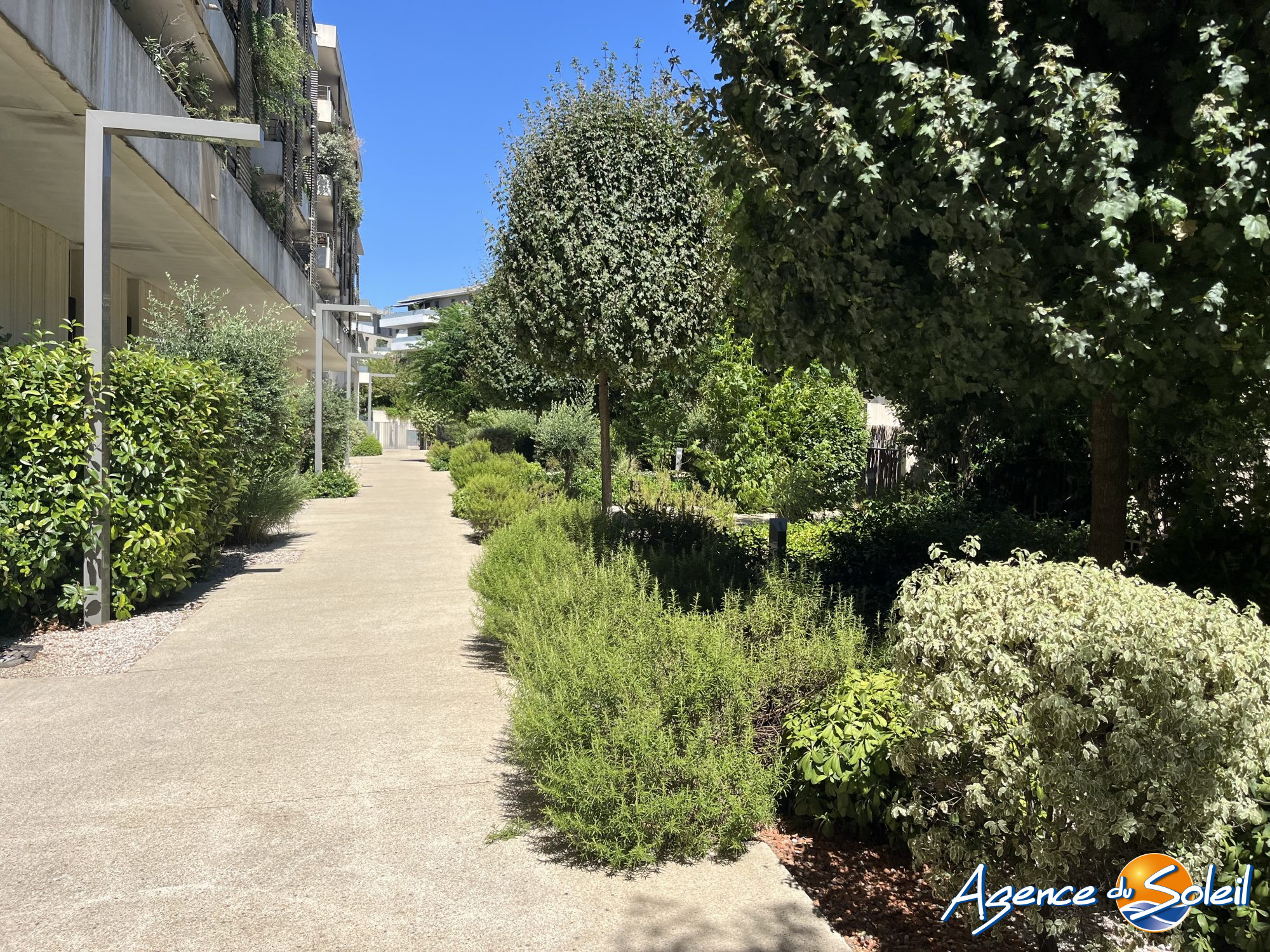Terrasse - Appartement Juvignac (Réf. 32-11424-AGENCEDUSOLEIL)