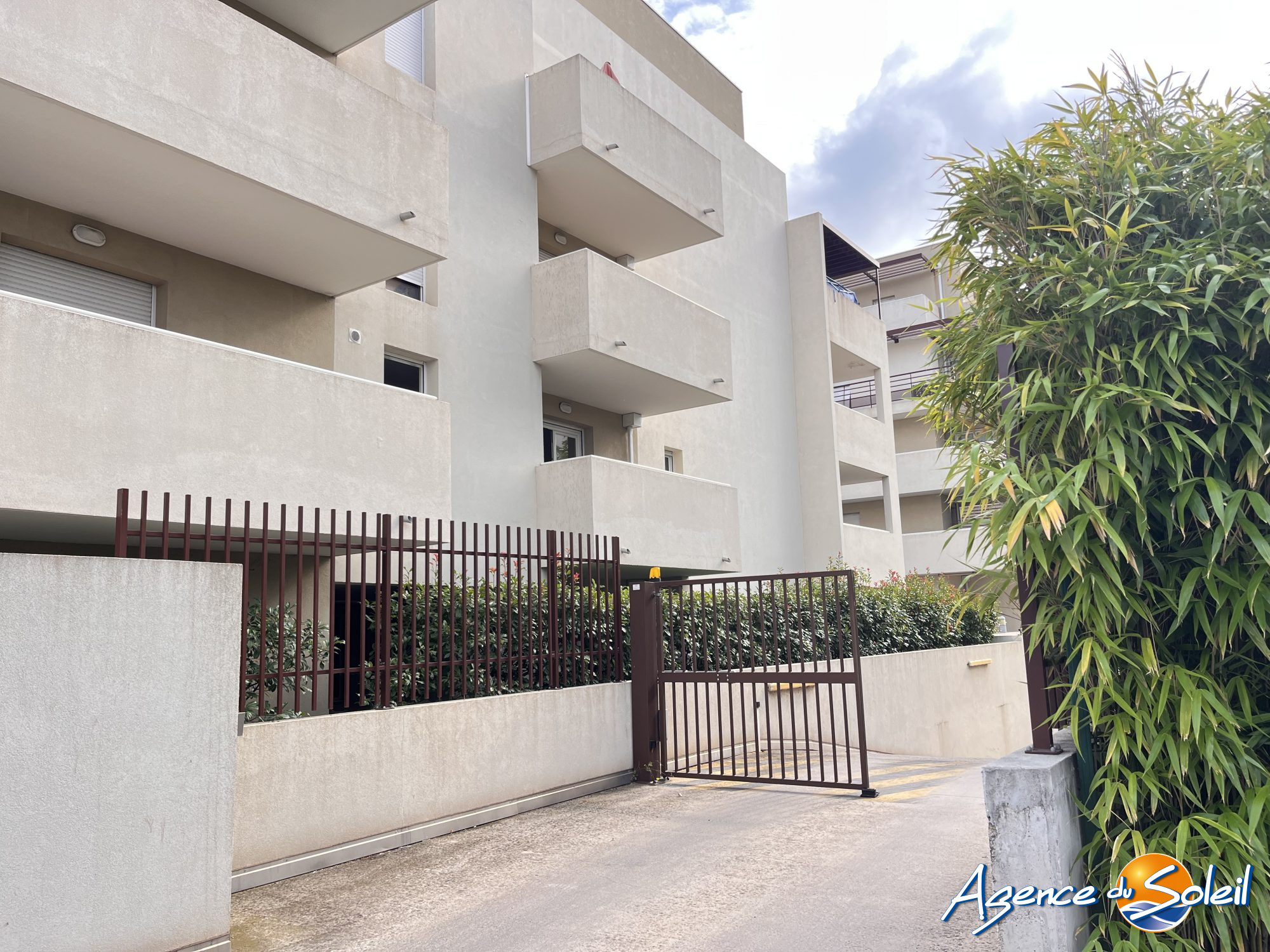 Vue extérieure - Appartement Montpellier (Réf. 32-11447-AGENCEDUSOLEIL)