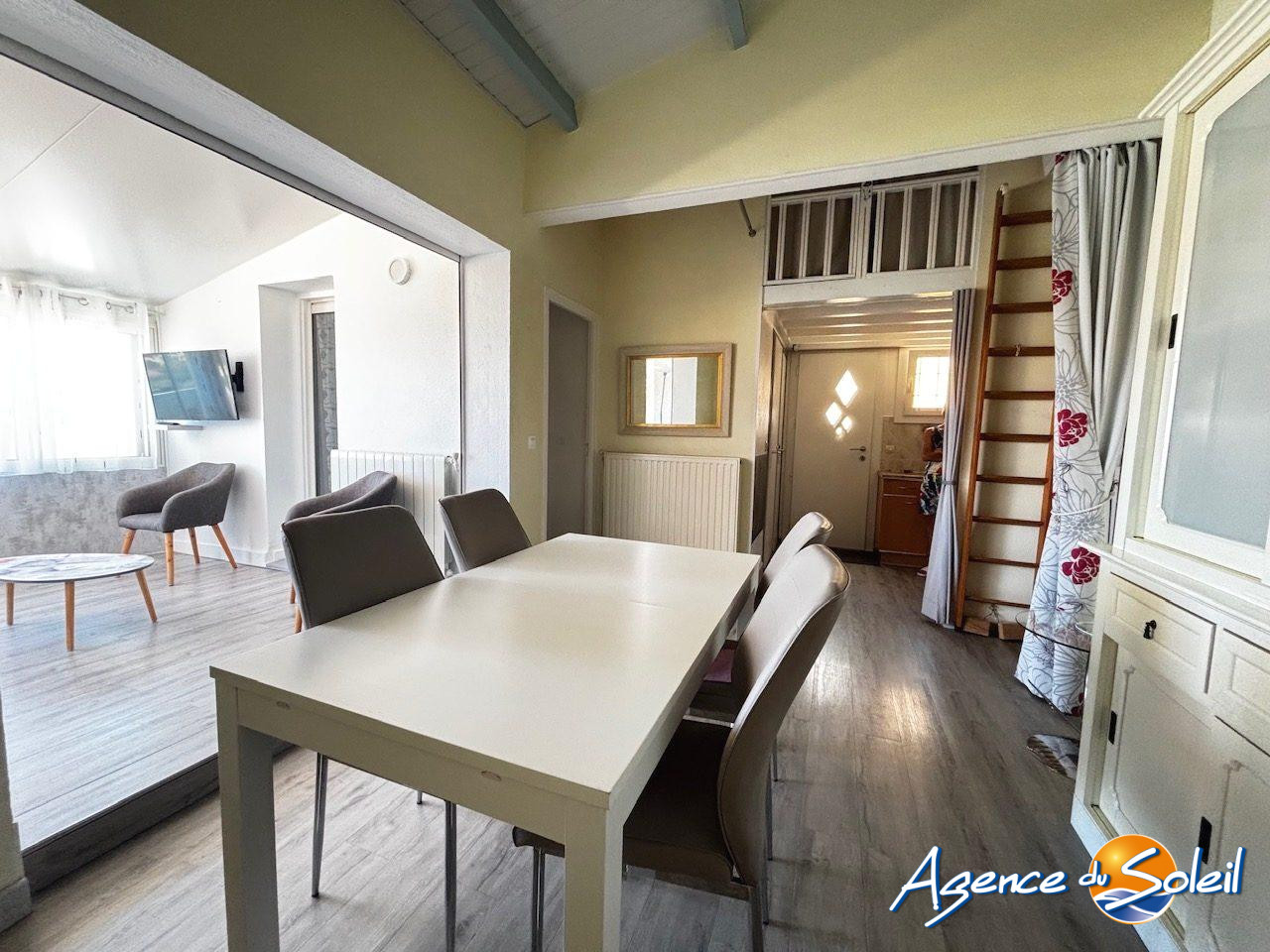 Vue extérieure - Appartement Le Cap d'Agde (Réf. 39-11491-AGENCEDUSOLEIL)