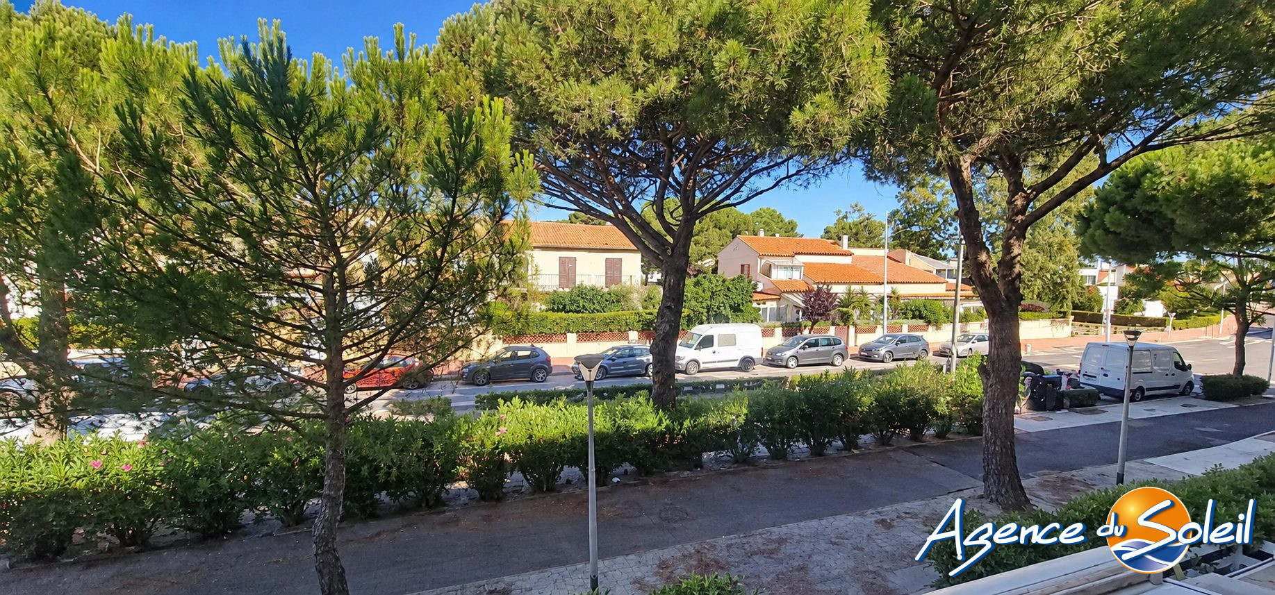 Vue extérieure - Appartement Canet-en-Roussillon (Réf. 19-11475-AGENCEDUSOLEIL)
