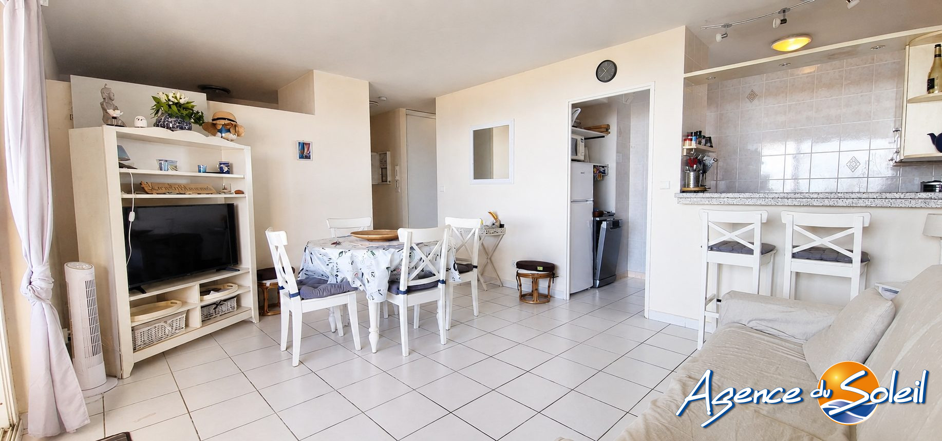 Vue extérieure - Appartement Canet-en-Roussillon (Réf. 19-11464-AGENCEDUSOLEIL)