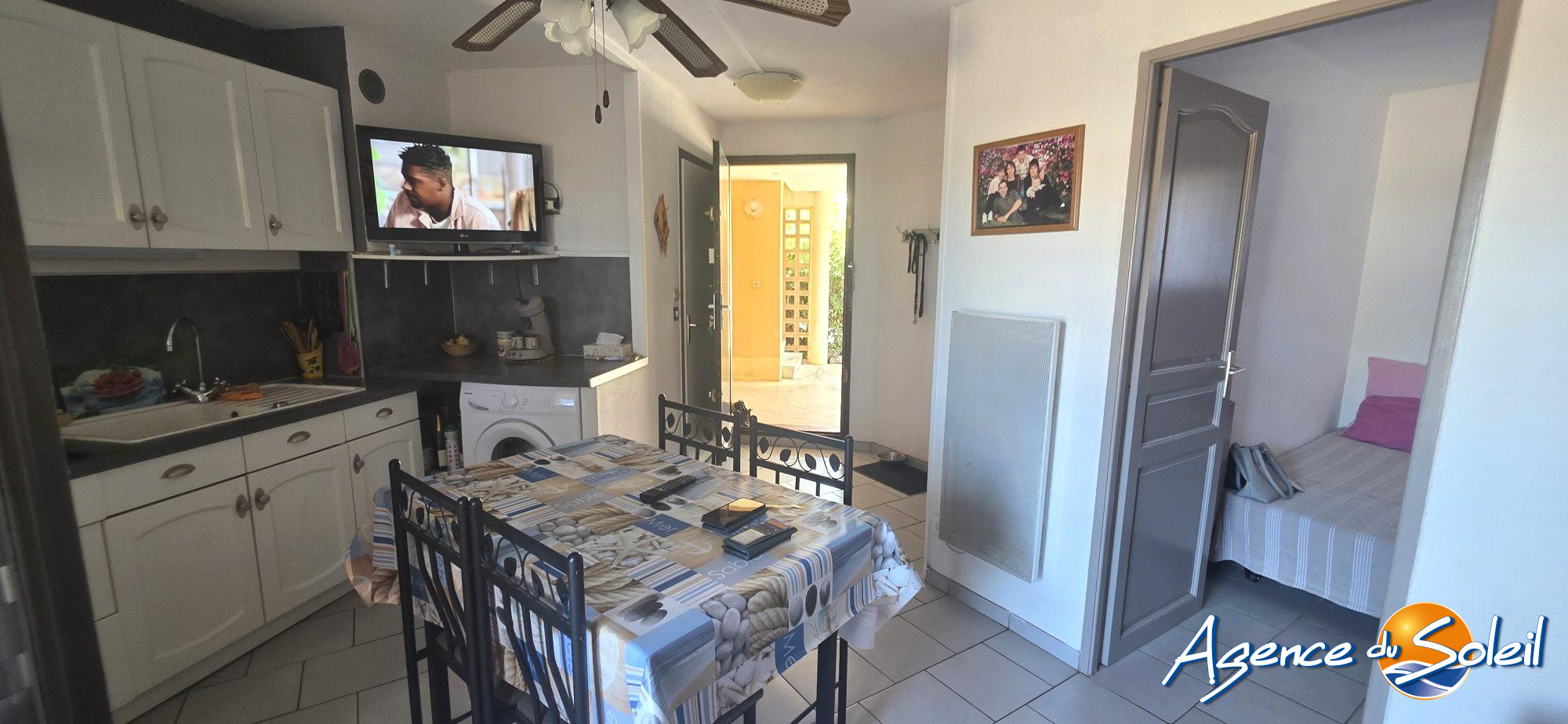 Photo 11 - Appartement Saint-Pierre-la-Mer (Réf. 23-11603-AGENCEDUSOLEIL)