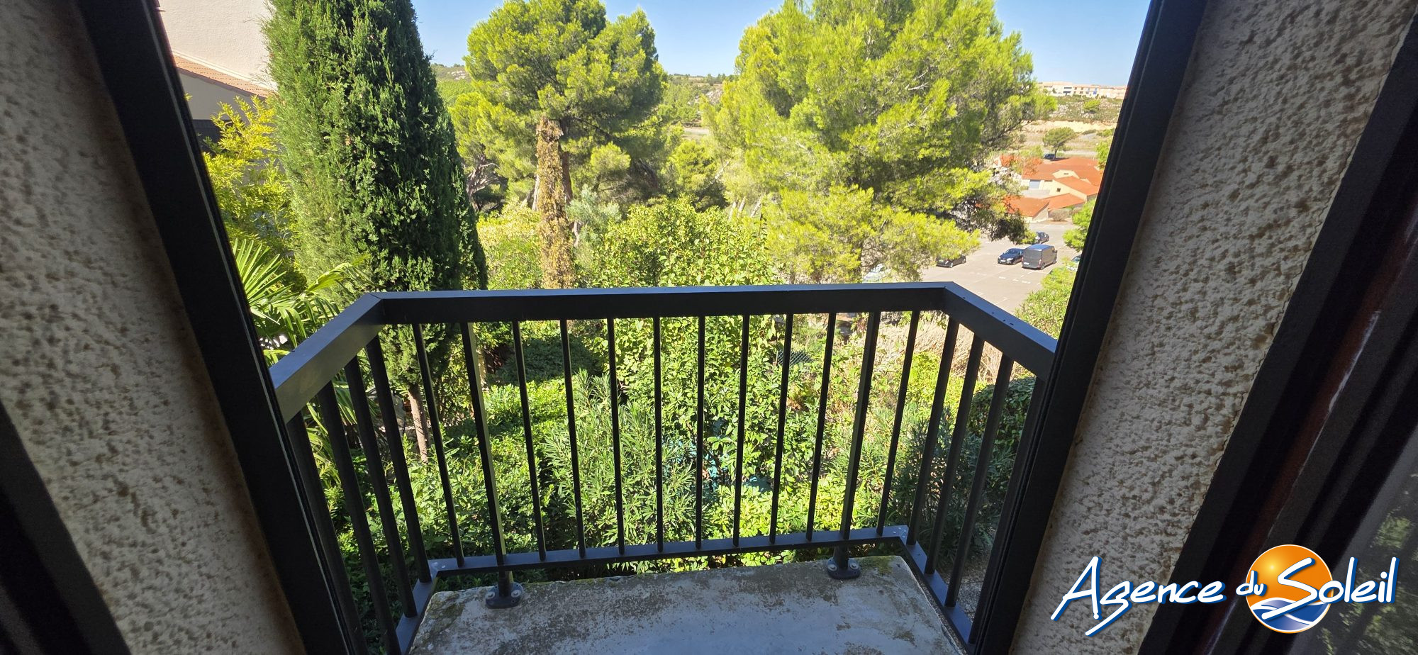 Chambre - Appartement Saint-Pierre-la-Mer (Réf. 23-11535-AGENCEDUSOLEIL)