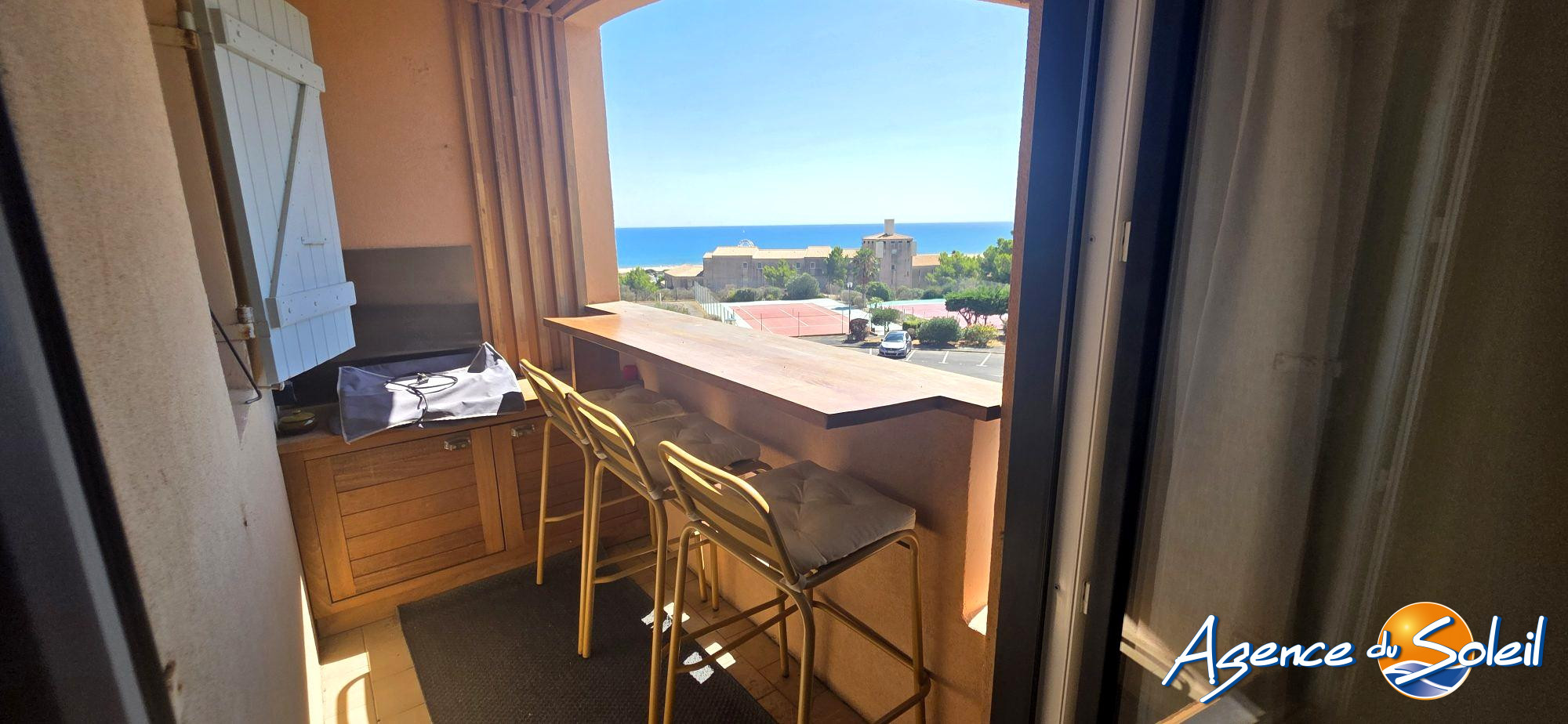 Appartement en vente à Saint-Pierre-la-Mer - Agence du Soleil (Réf. 23-11540-AGENCEDUSOLEIL)