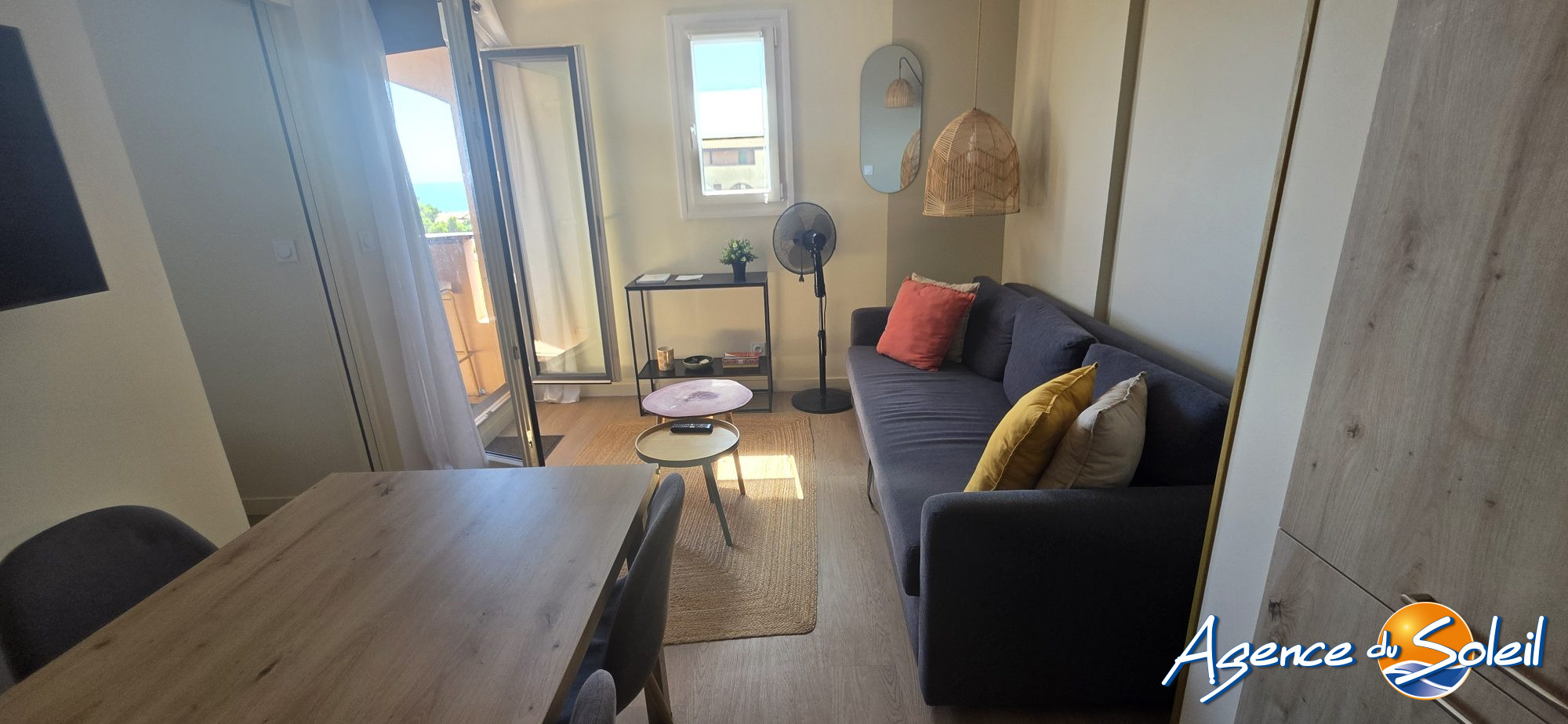 Terrasse - Appartement Saint-Pierre-la-Mer (Réf. 23-11540-AGENCEDUSOLEIL)