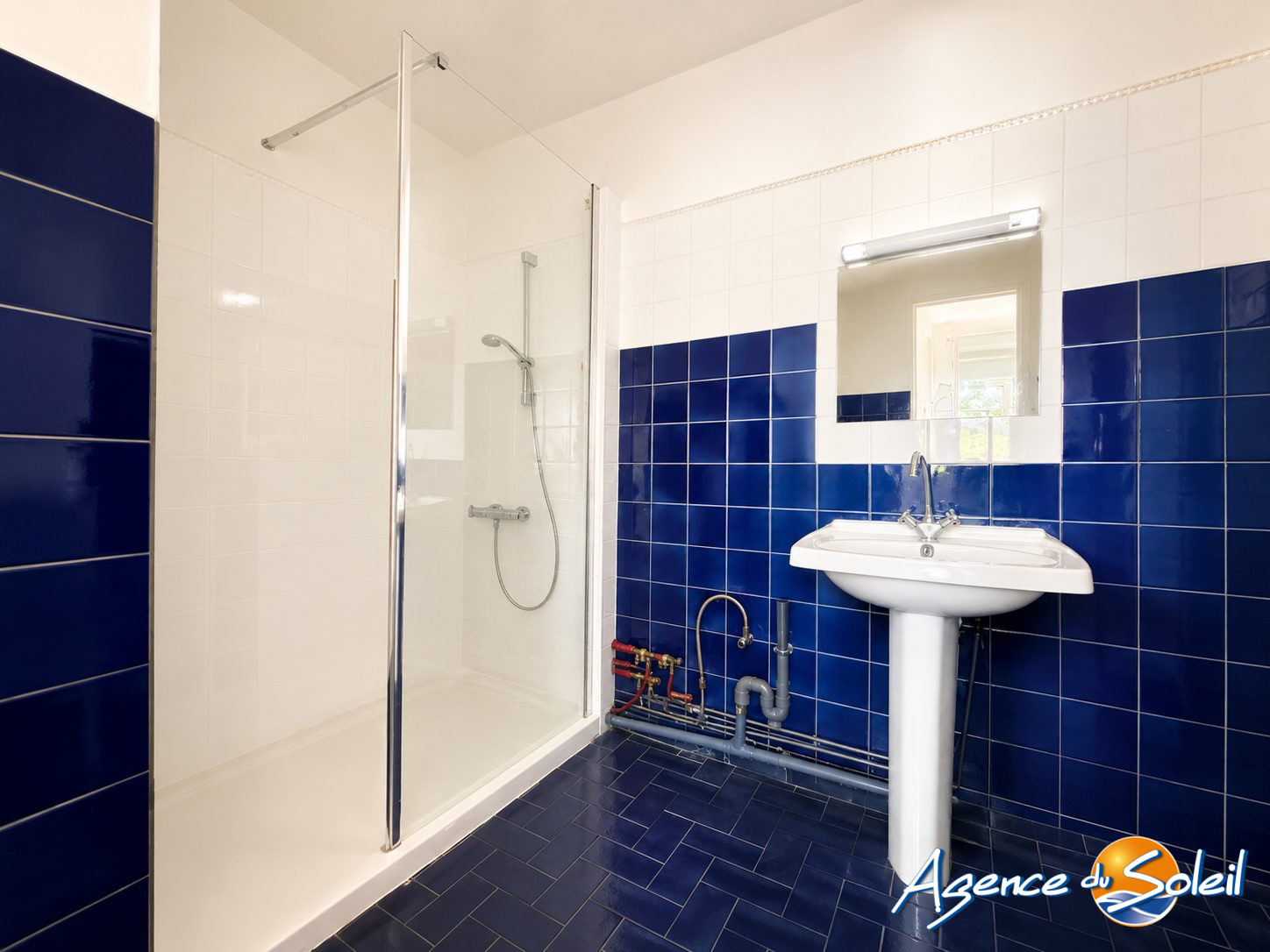 Vue extérieure - Appartement Narbonne (Réf. 29-11252-AGENCEDUSOLEIL)