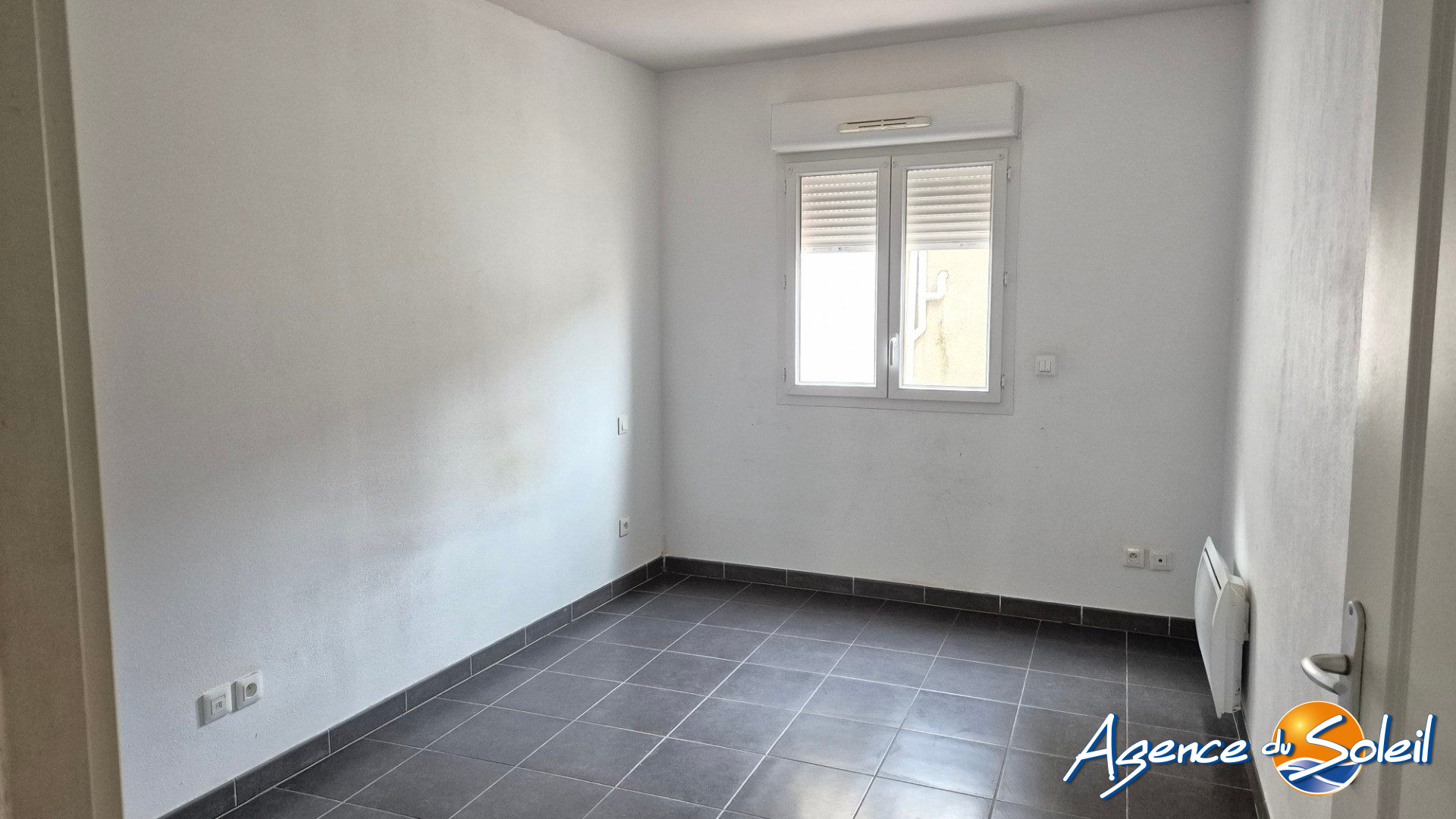 Vue extérieure - Appartement Perpignan (Réf. 21-11566NR-AGENCEDUSOLEIL)