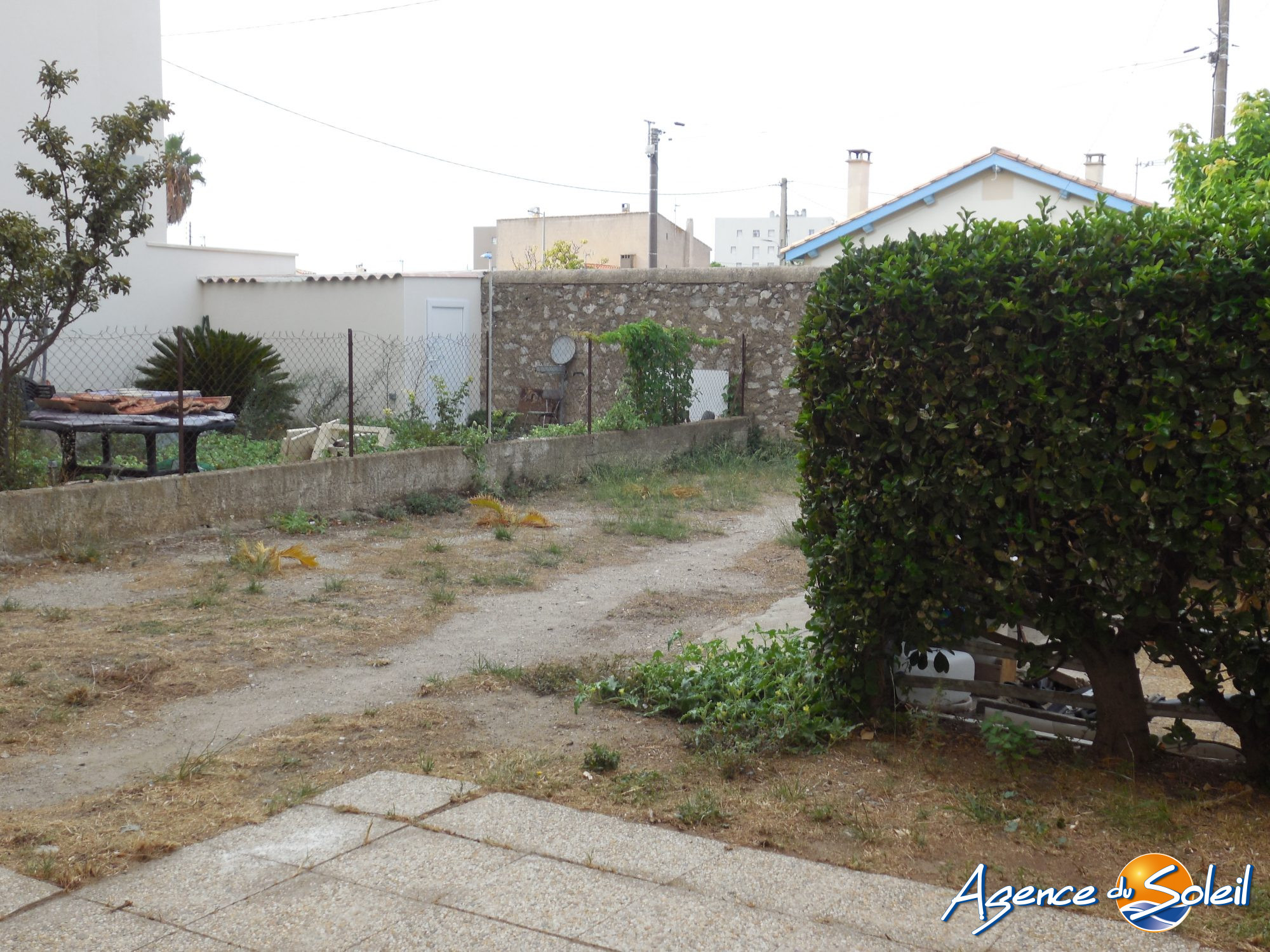 Jardin - Appartement Port-la-Nouvelle (Réf. 10-11586-AGENCEDUSOLEIL)
