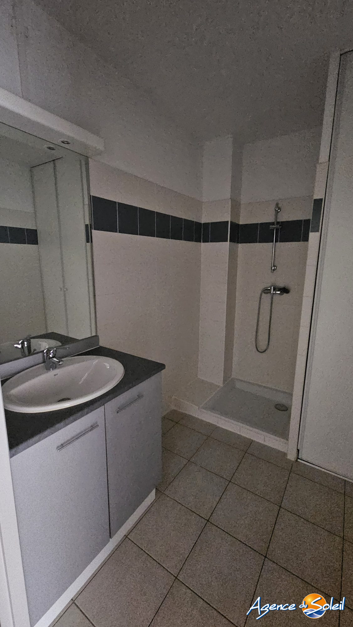 Photo 10 - Appartement Narbonne (Réf. 11-10391-AGENCEDUSOLEIL)