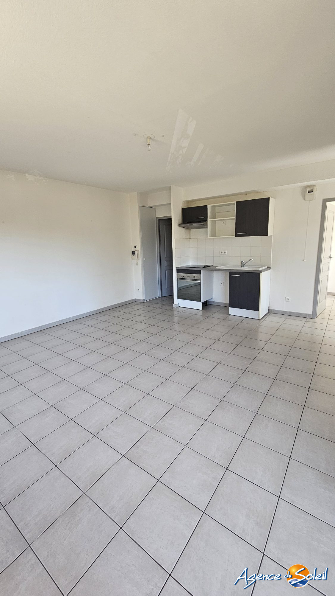 Terrasse - Appartement Narbonne (Réf. 11-10391-AGENCEDUSOLEIL)