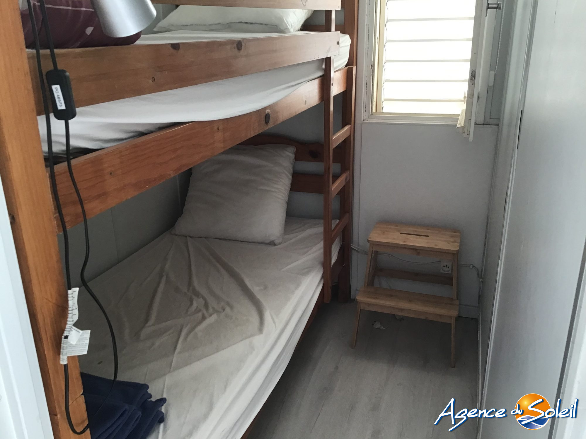 Salle de bain - Appartement Gruissan (Réf. 12-11638-AGENCEDUSOLEIL)