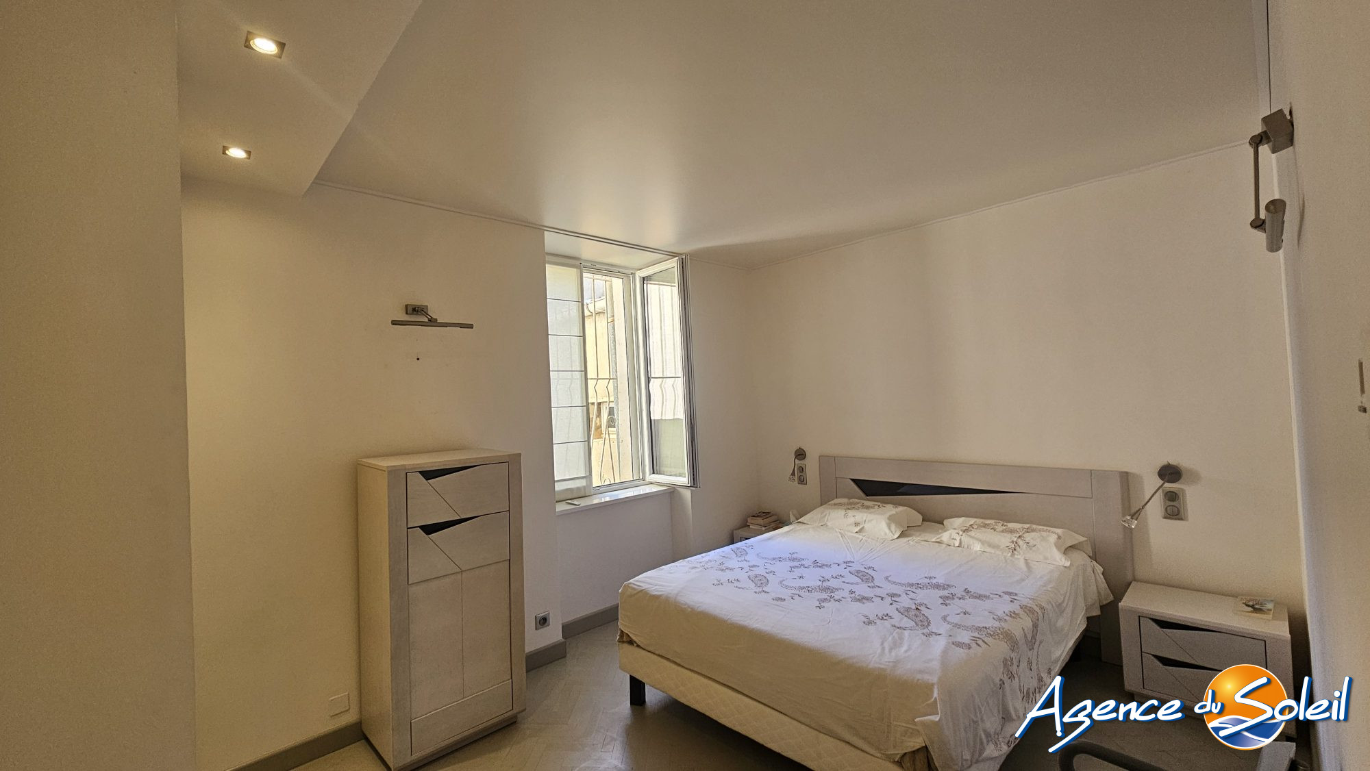 Salle de bain - Appartement Narbonne (Réf. 11-11862-AGENCEDUSOLEIL)