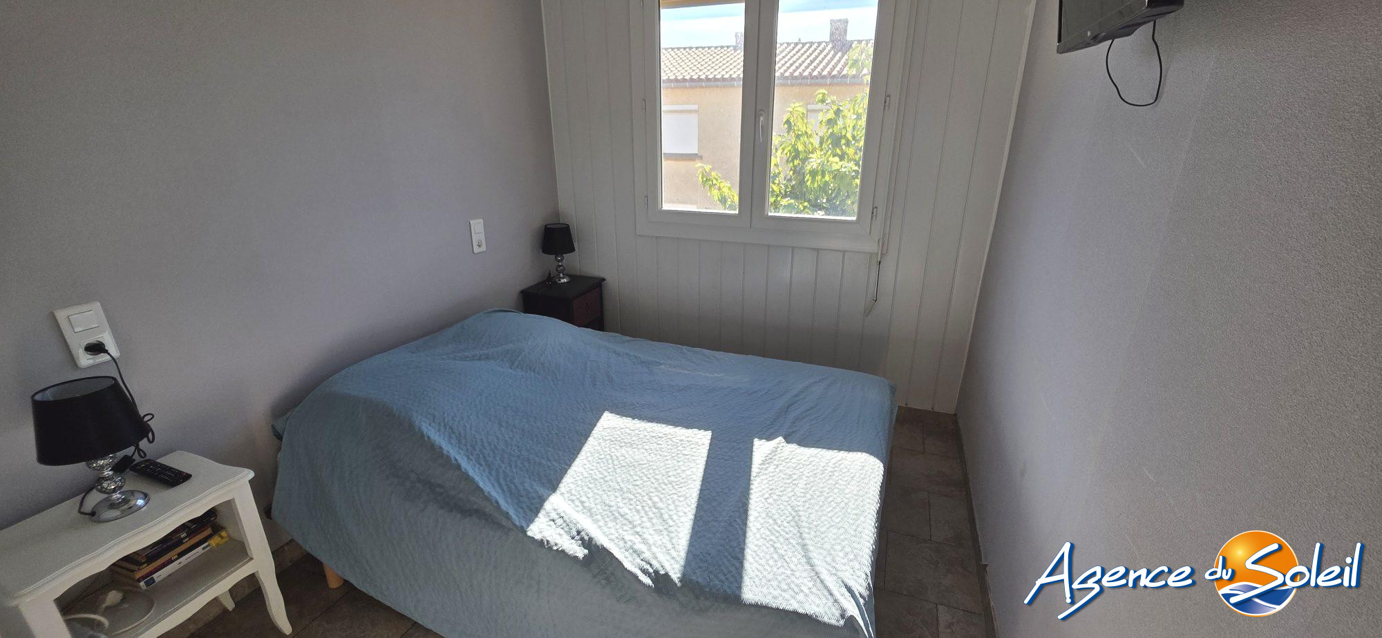 Vue extérieure - Appartement Saint-Pierre-la-Mer (Réf. 23-11711-AGENCEDUSOLEIL)