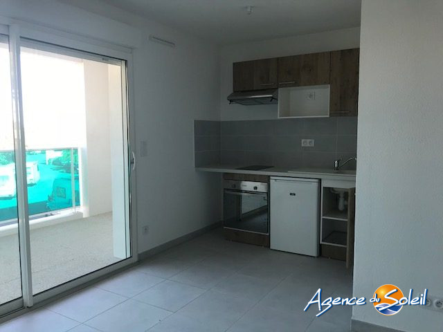 Vue extérieure - Appartement Narbonne (Réf. 11-11712-AGENCEDUSOLEIL)