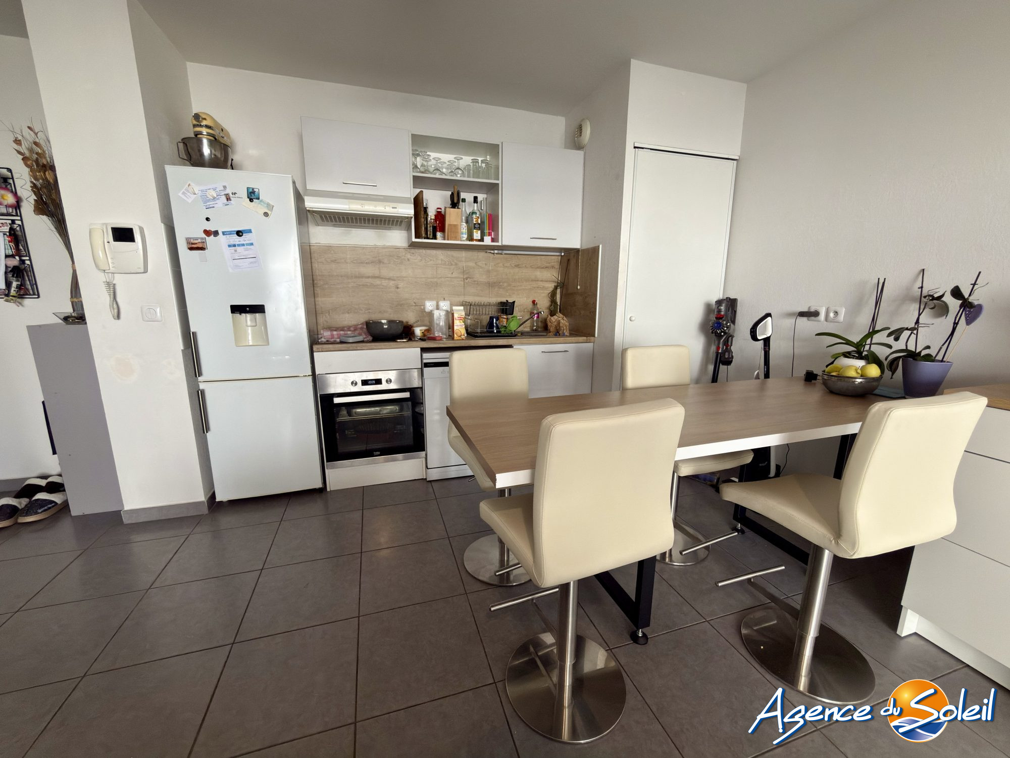 Vue intérieure - Appartement Saint-Cyprien (Réf. 20-11715-AGENCEDUSOLEIL)