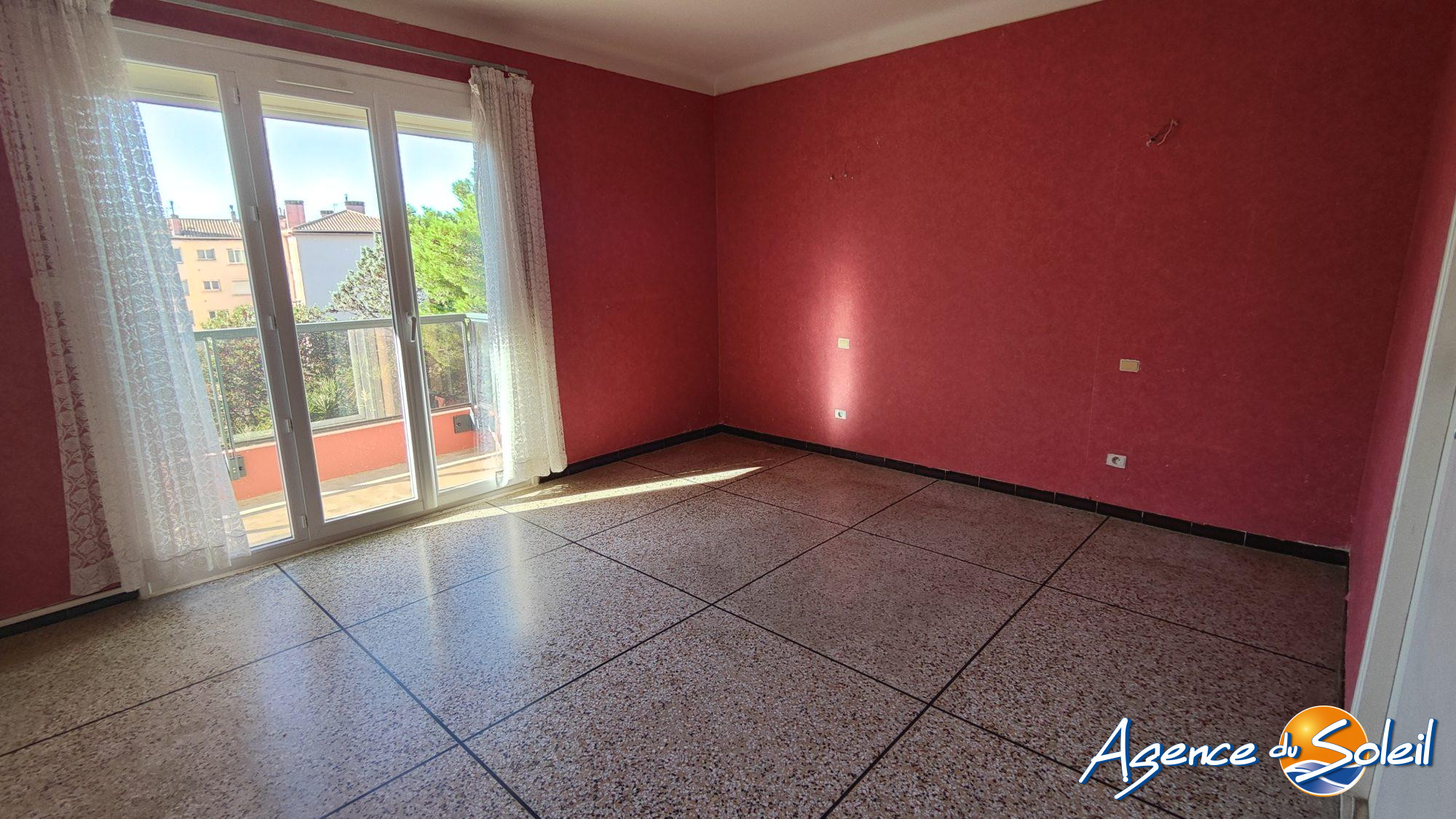 Vue extérieure - Appartement Béziers (Réf. 38-11651-AGENCEDUSOLEIL)