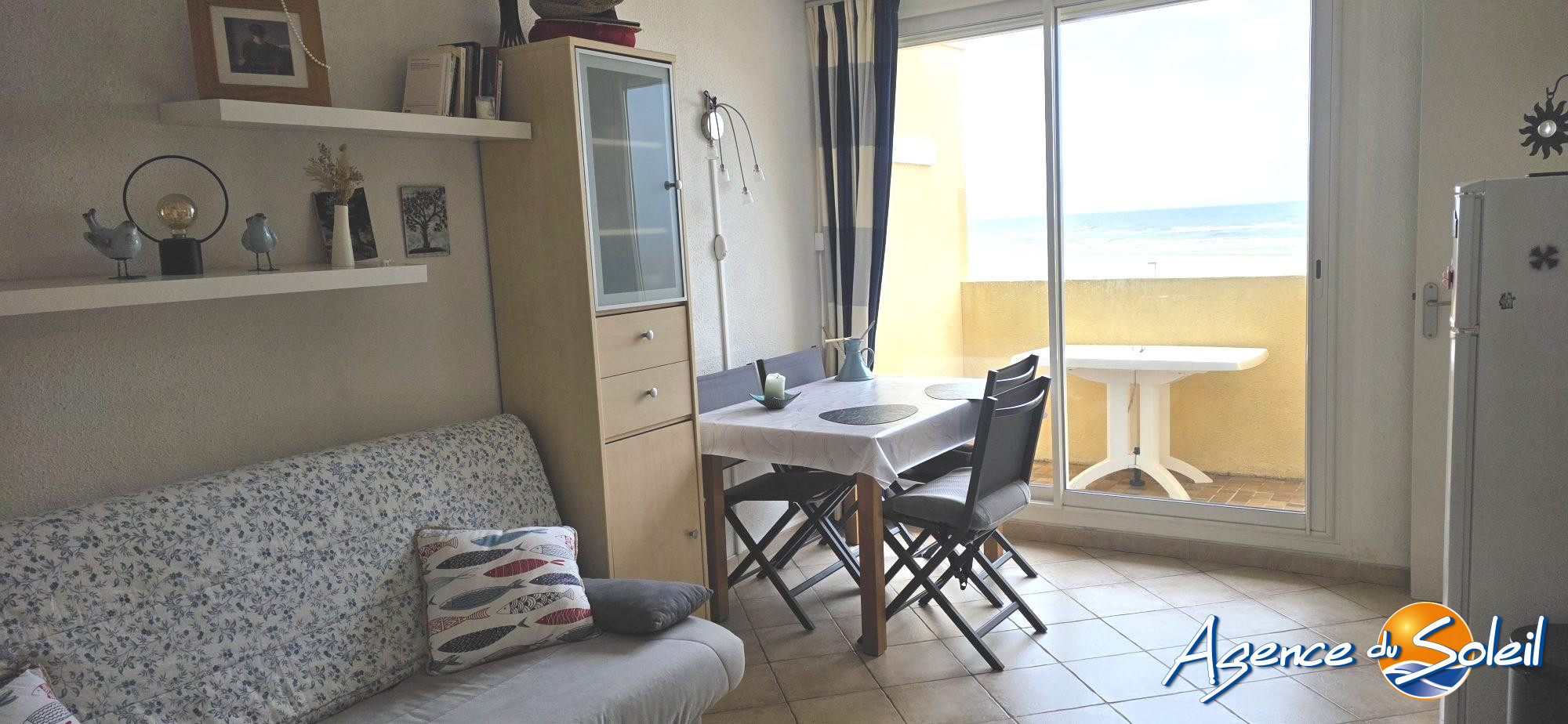 Vue intérieure - Appartement Saint-Pierre-la-Mer (Réf. 23-11728-AGENCEDUSOLEIL)