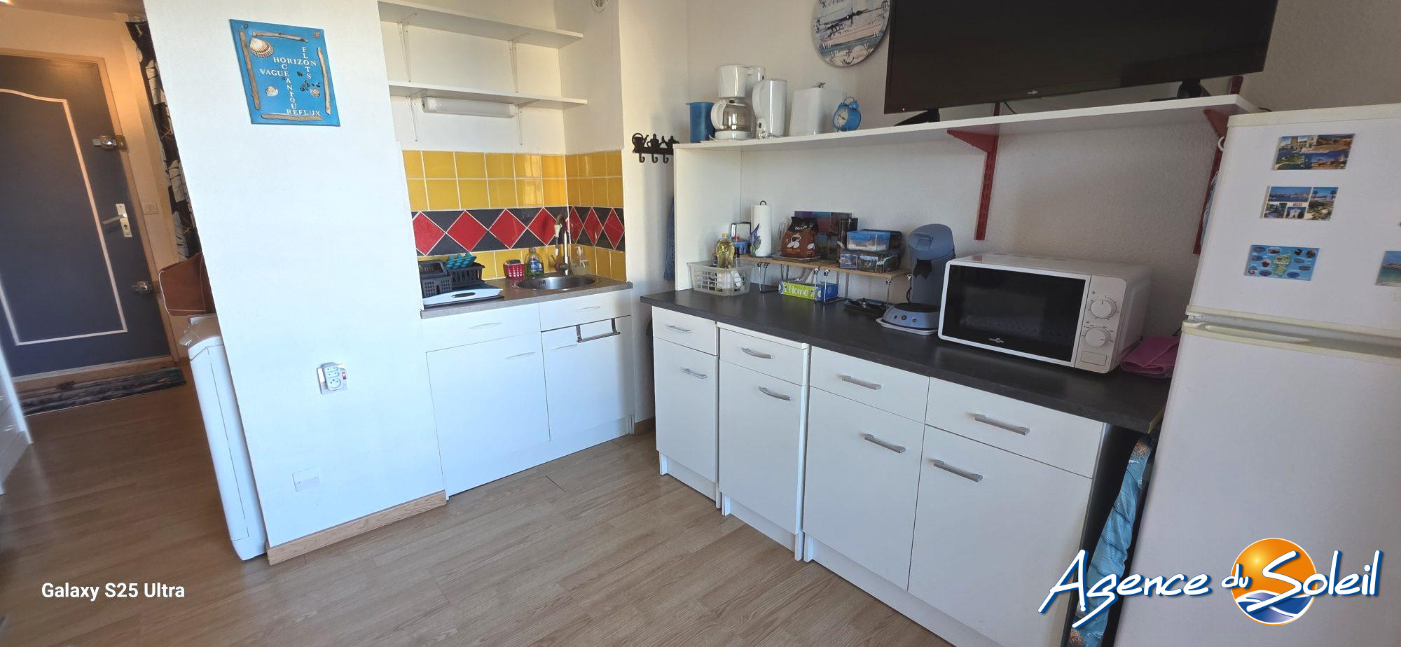 Terrasse - Appartement Saint-Pierre-la-Mer (Réf. 23-11768-AGENCEDUSOLEIL)
