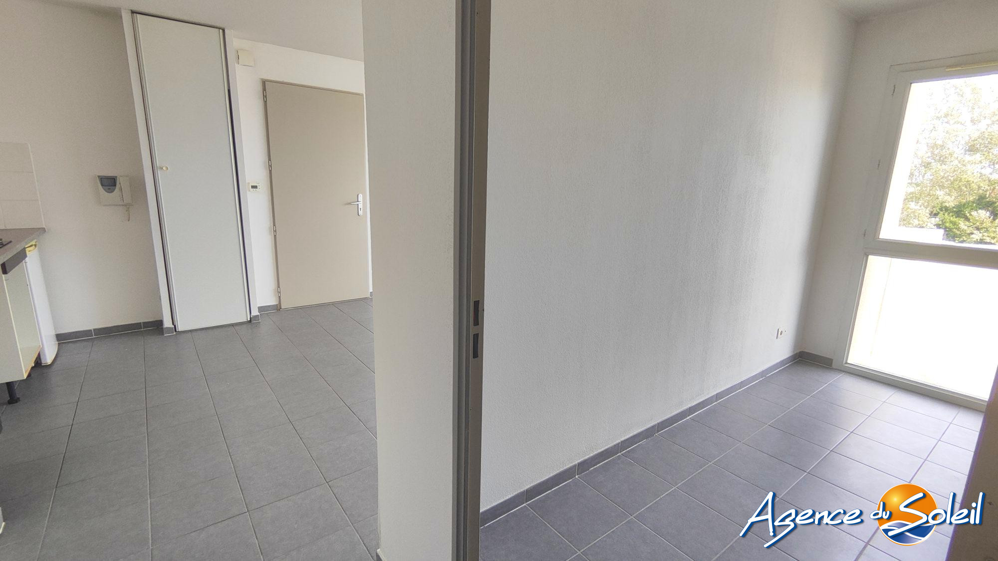 Salle de bain - Appartement Béziers (Réf. 38-11730-AGENCEDUSOLEIL)