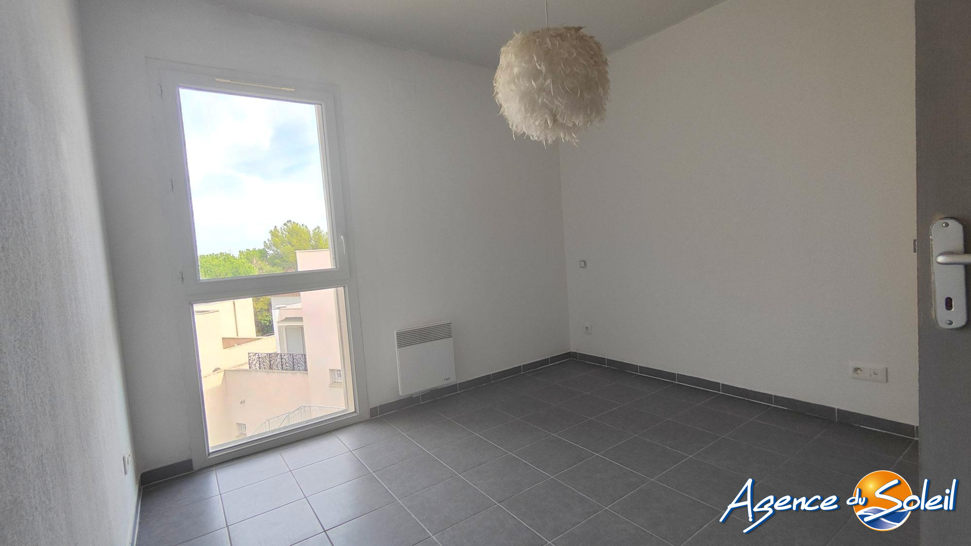 Vue extérieure - Appartement Béziers (Réf. 38-11730-AGENCEDUSOLEIL)