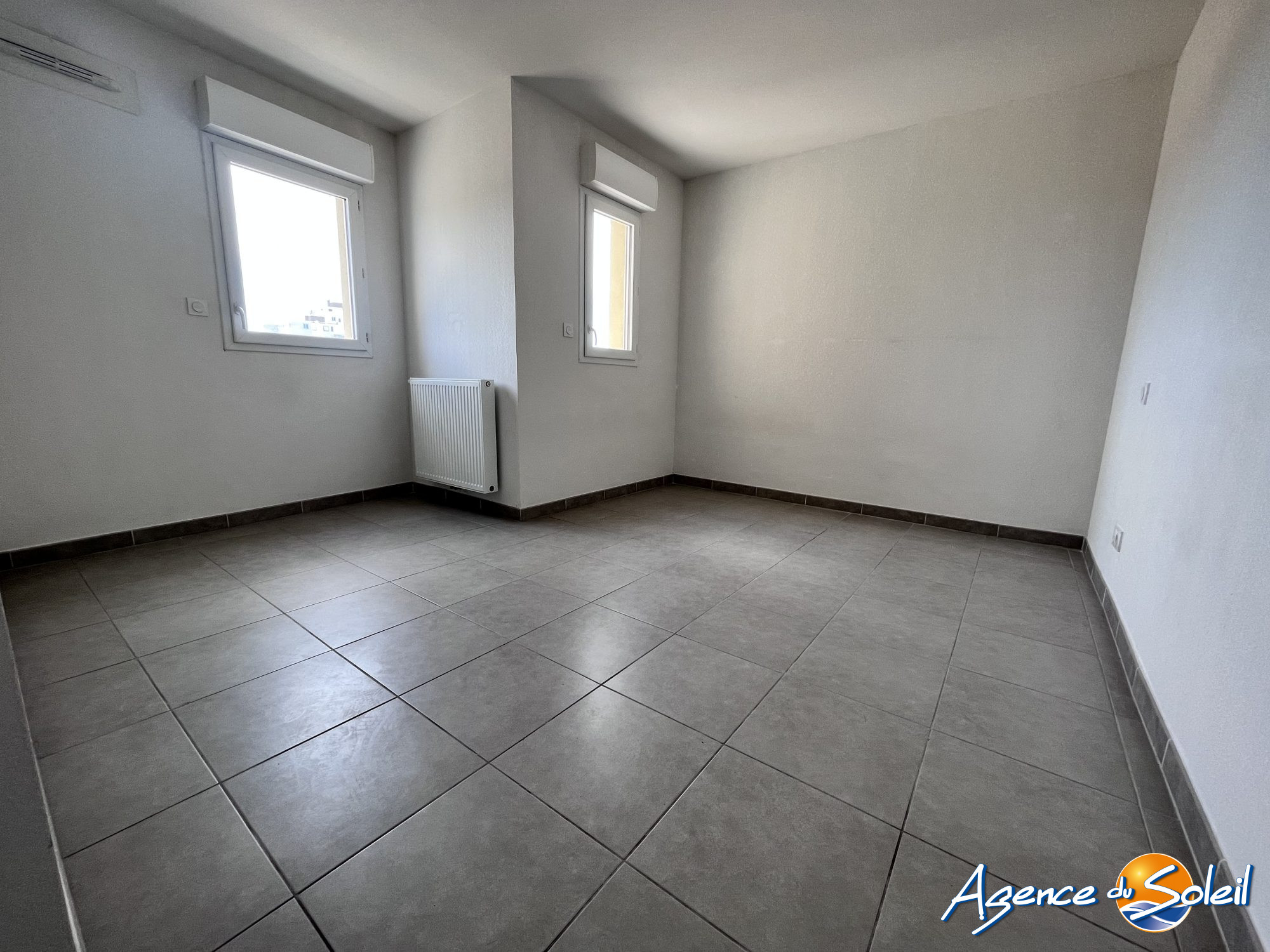 Vue extérieure - Appartement Montpellier (Réf. 32-11772-AGENCEDUSOLEIL)