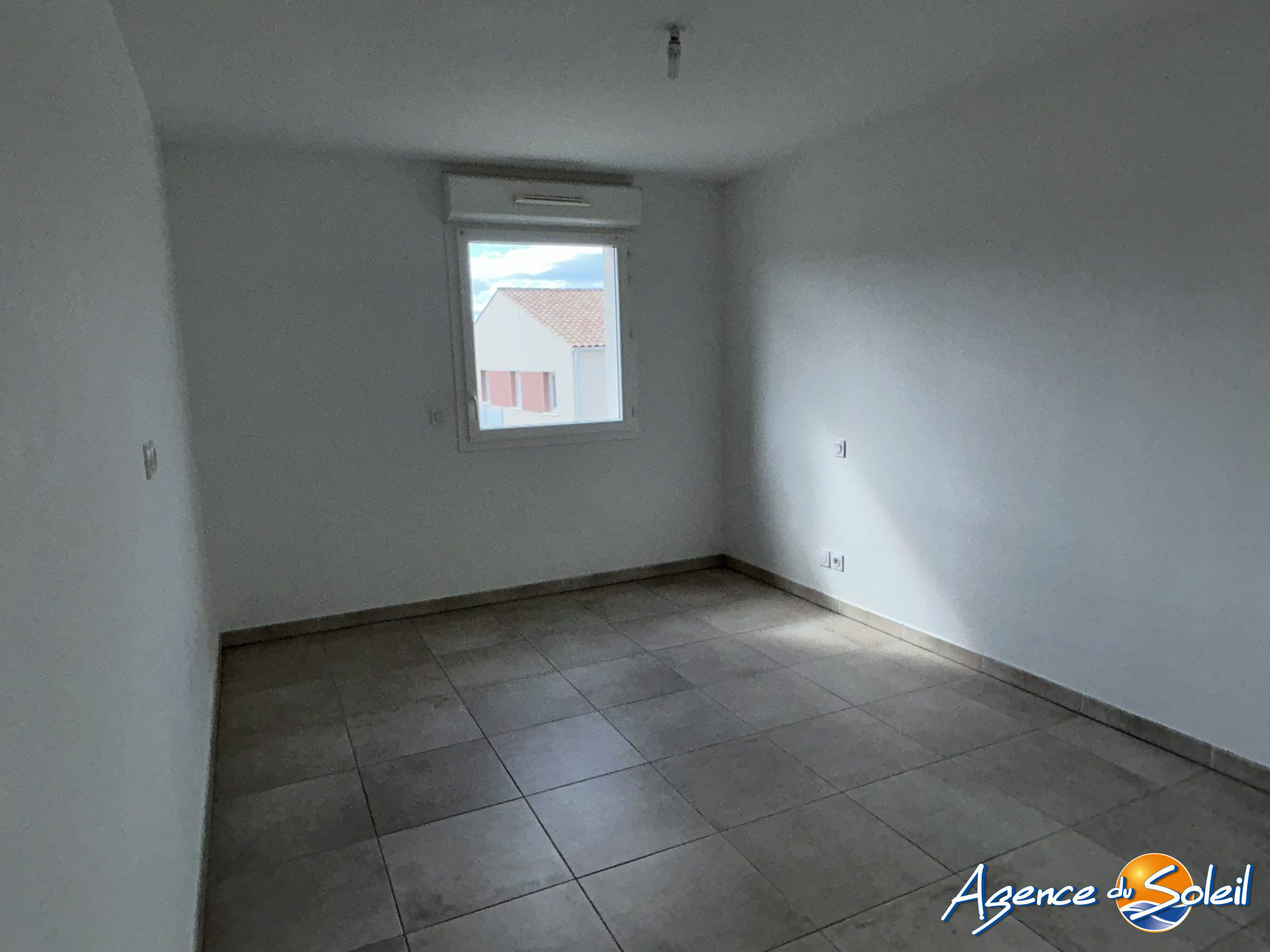 Salle de bain - Appartement Sauvian (Réf. 36-11513-AGENCEDUSOLEIL)