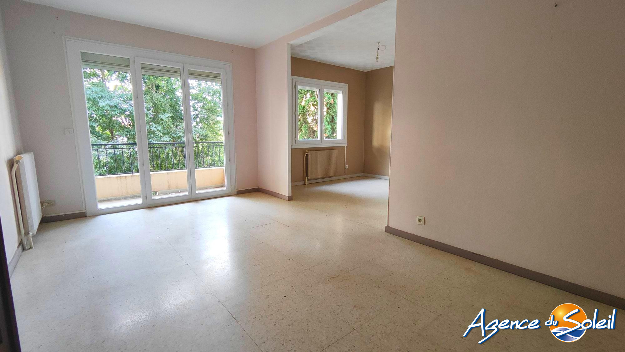 Vue intérieure - Appartement Béziers (Réf. 38-11364-AGENCEDUSOLEIL)