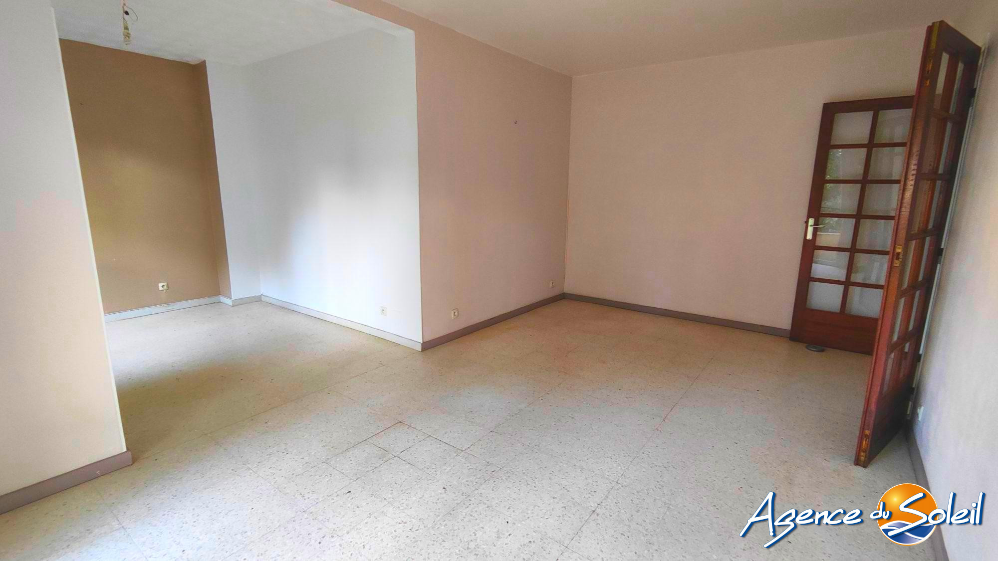 Chambre - Appartement Béziers (Réf. 38-11364-AGENCEDUSOLEIL)