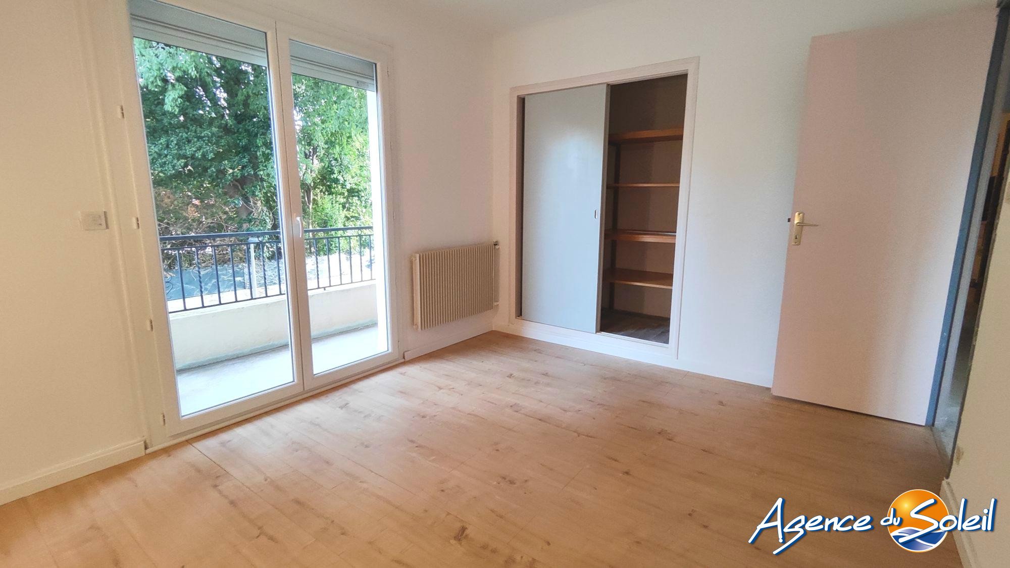 Terrasse - Appartement Béziers (Réf. 38-11364-AGENCEDUSOLEIL)
