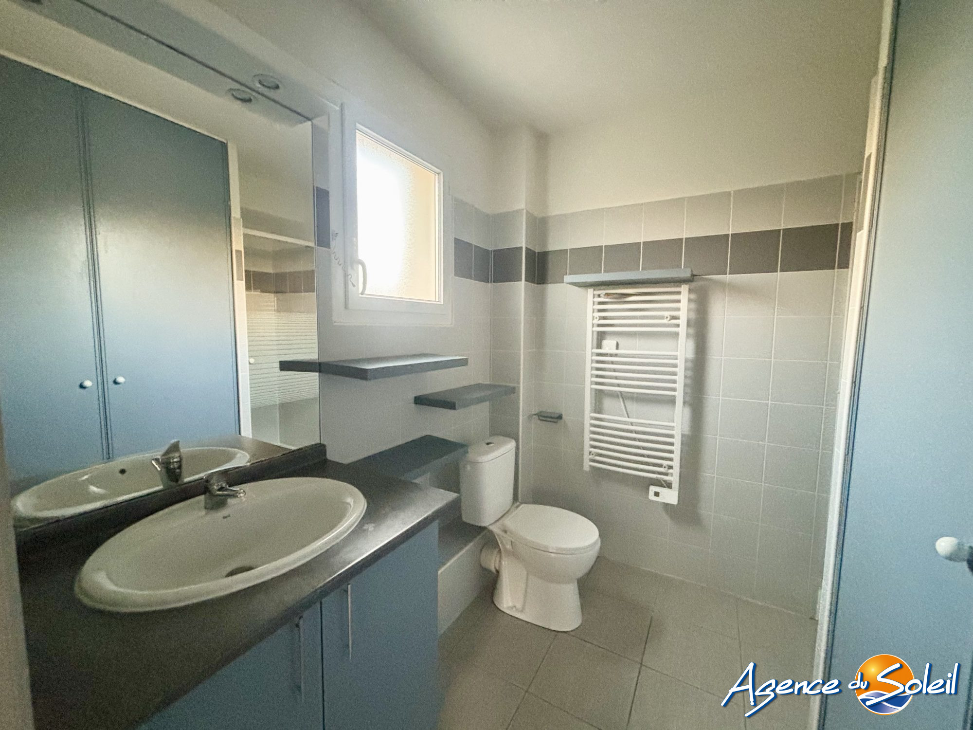 Salle de bain - Appartement Narbonne (Réf. 29-11387-AGENCEDUSOLEIL)