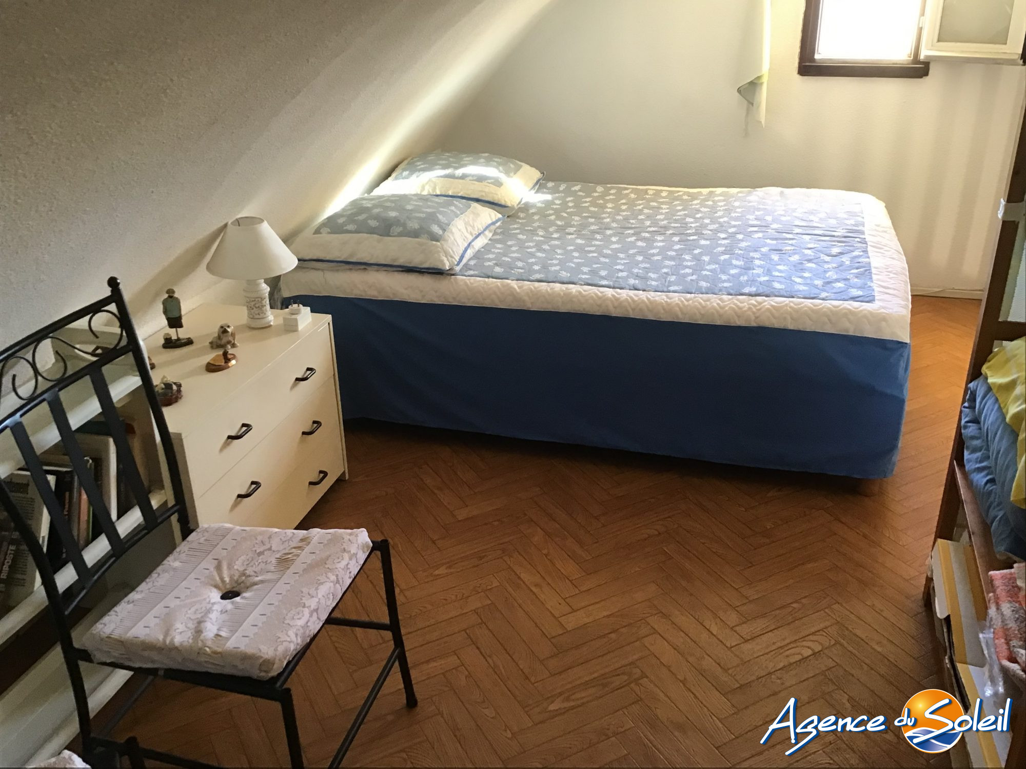 Chambre - Appartement Gruissan (Réf. 12-11806-AGENCEDUSOLEIL)