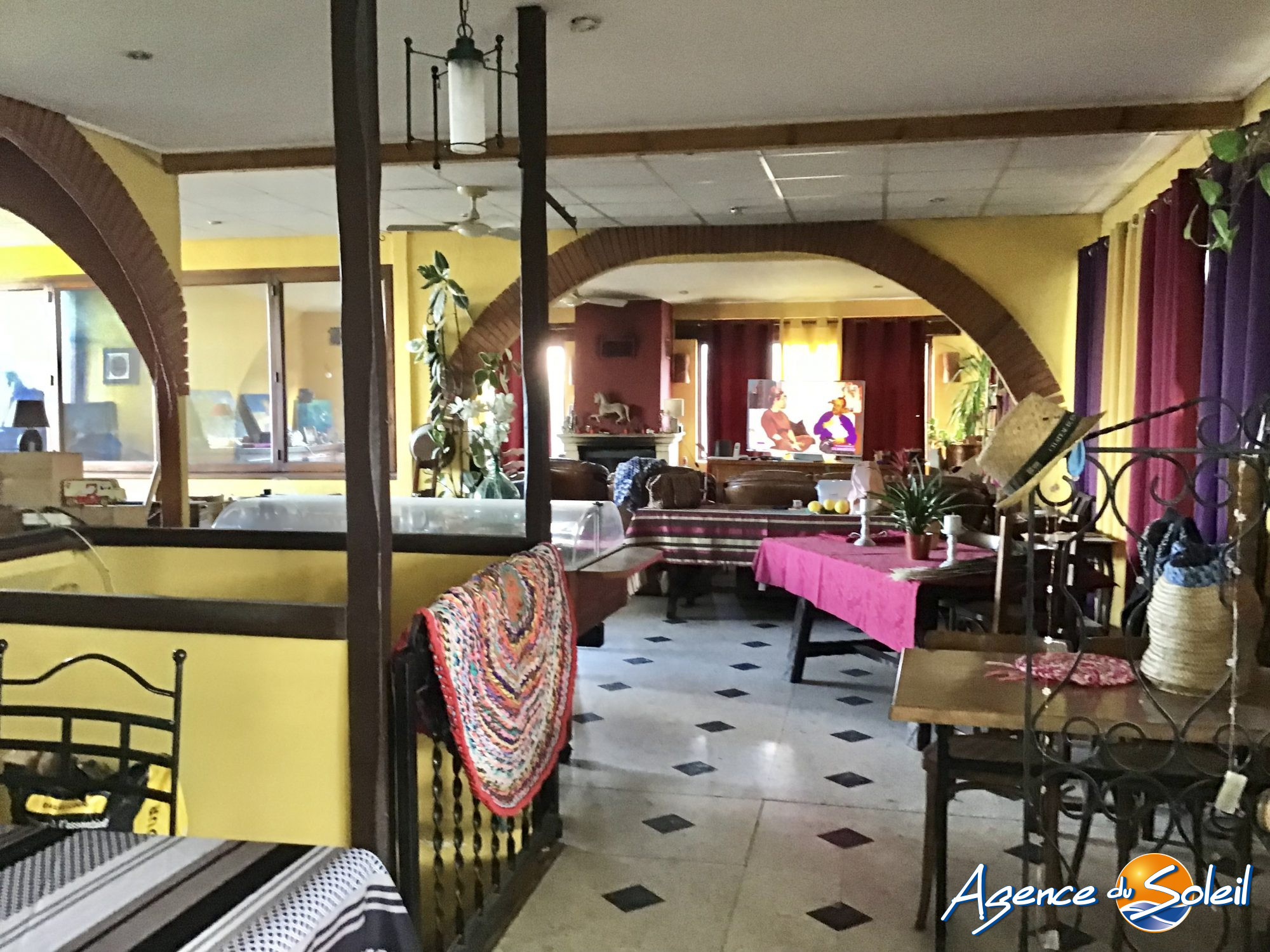 Cuisine - Immeuble Perpignan (Réf. VI402-AGENCEDUSOLEIL)