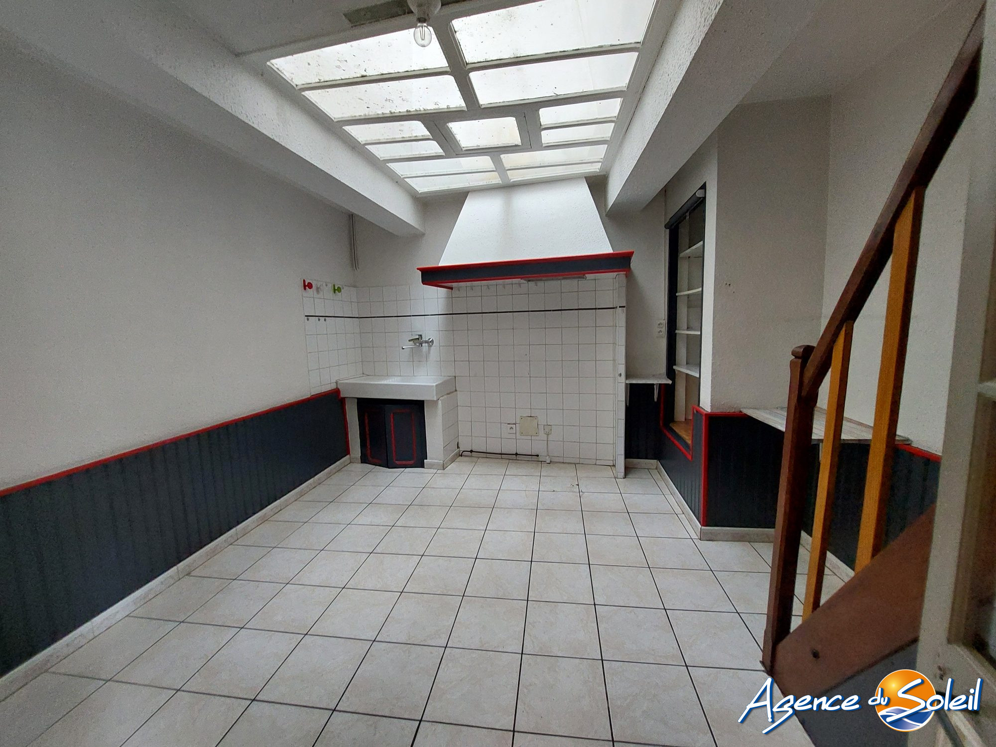 Photo 9 - Immeuble Lézignan-Corbières (Réf. 26-10714-AGENCEDUSOLEIL)