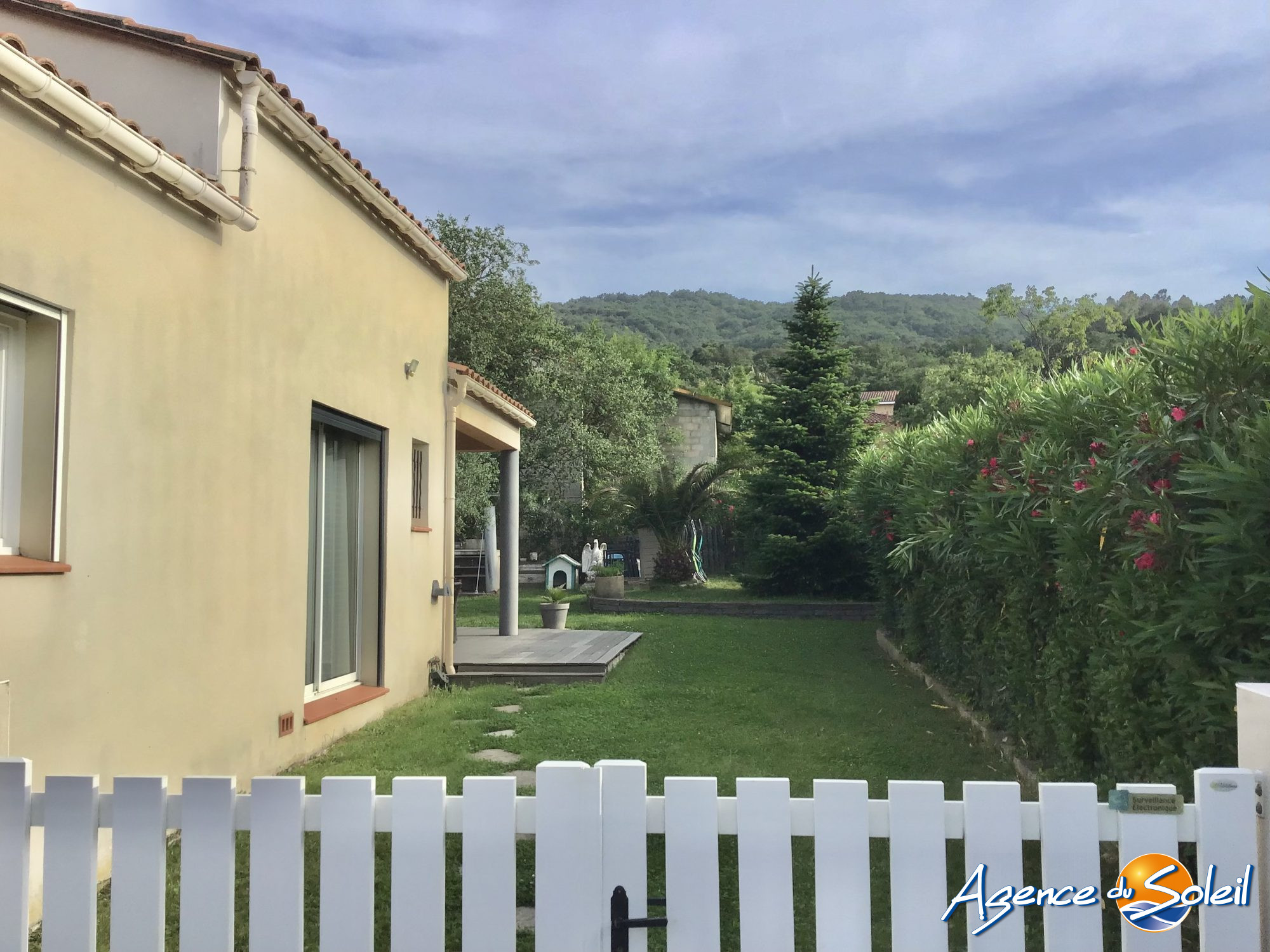 Photo 17 - Maison Les Cluses (Réf. 02-9928-AGENCEDUSOLEIL)