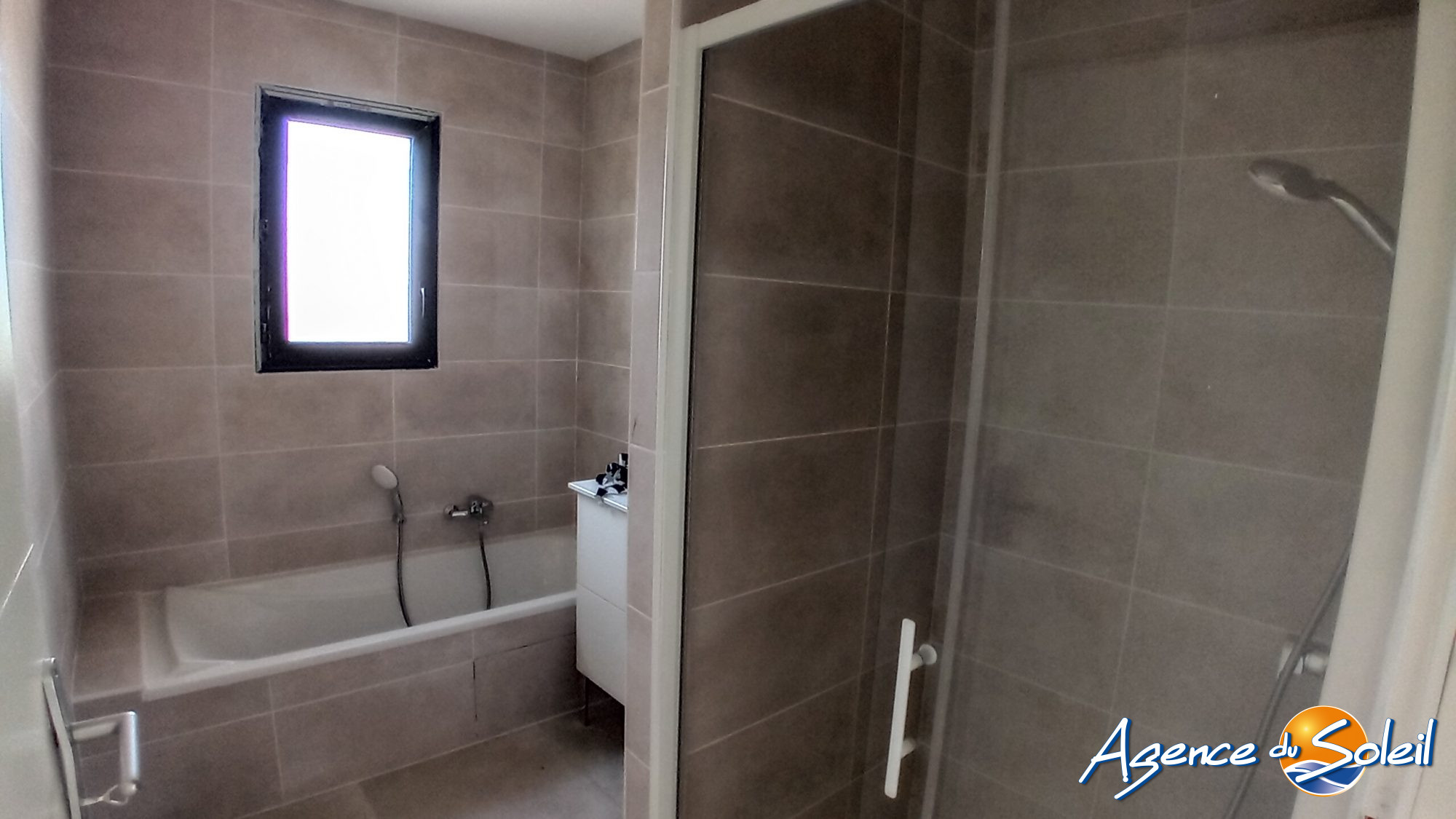 Vue extérieure - Maison Saint-André-de-Roquelongue (Réf. 26-10441-AGENCEDUSOLEIL)