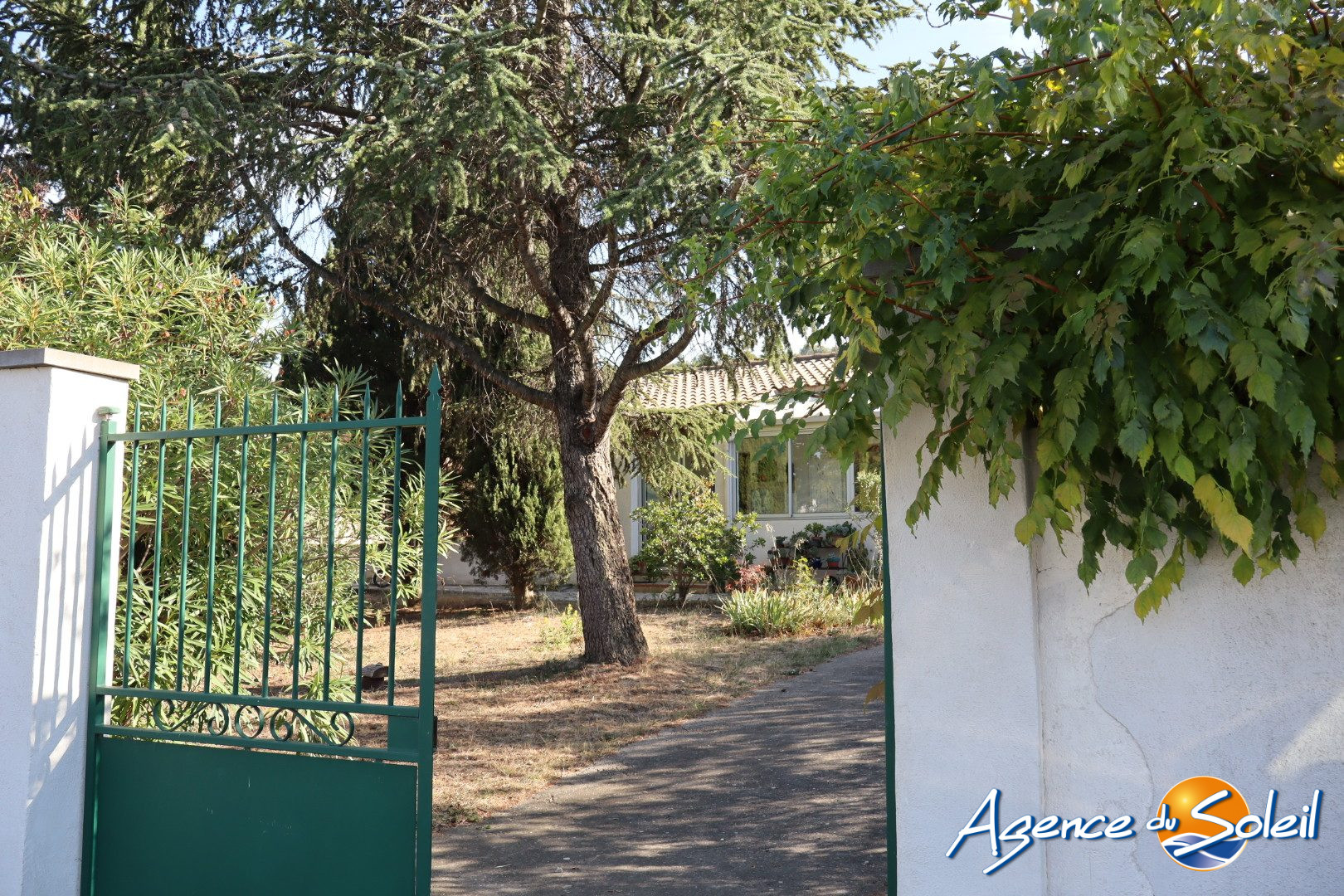 Jardin - Maison Montbrun-des-Corbières (Réf. 26-10484-AGENCEDUSOLEIL)