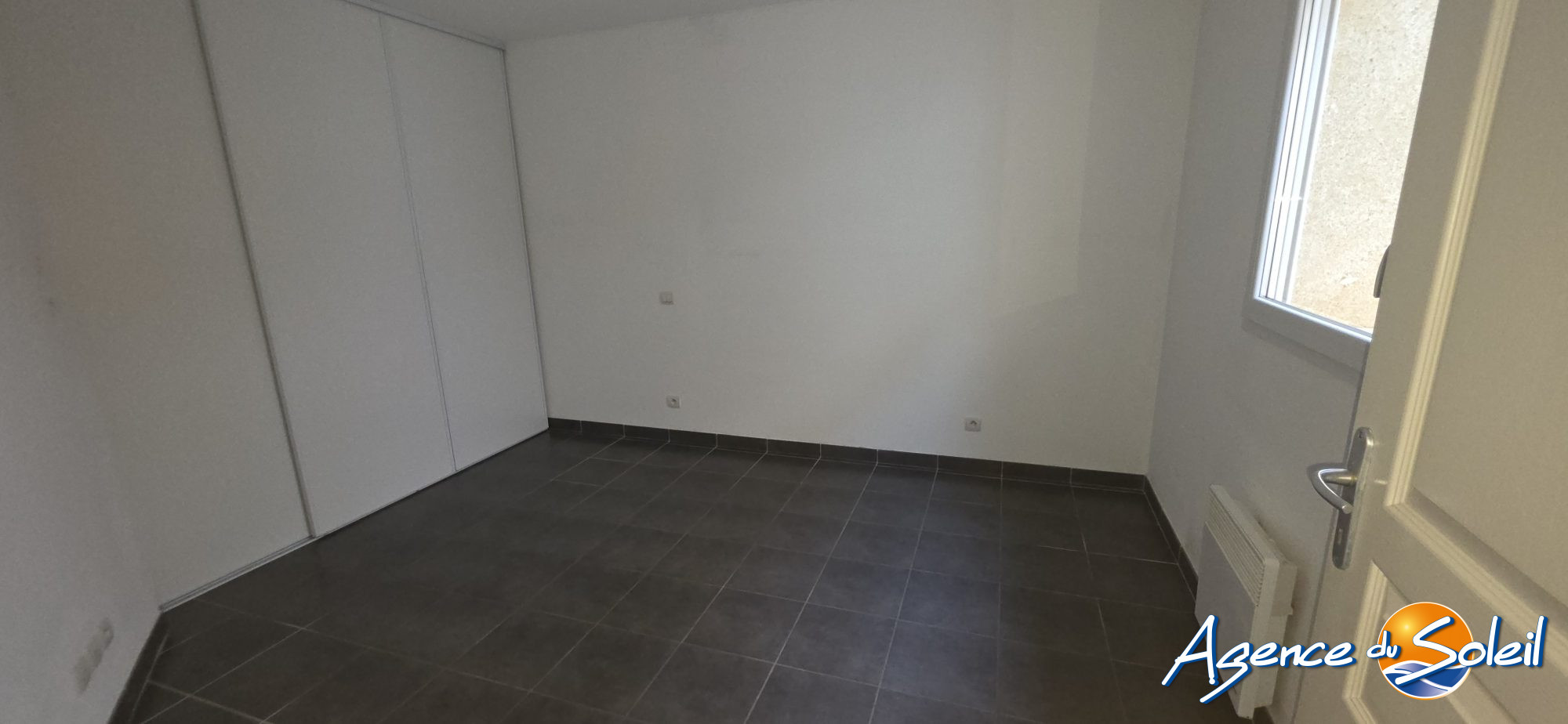 Vue extérieure - Maison Fleury (Réf. 23-10775-AGENCEDUSOLEIL)