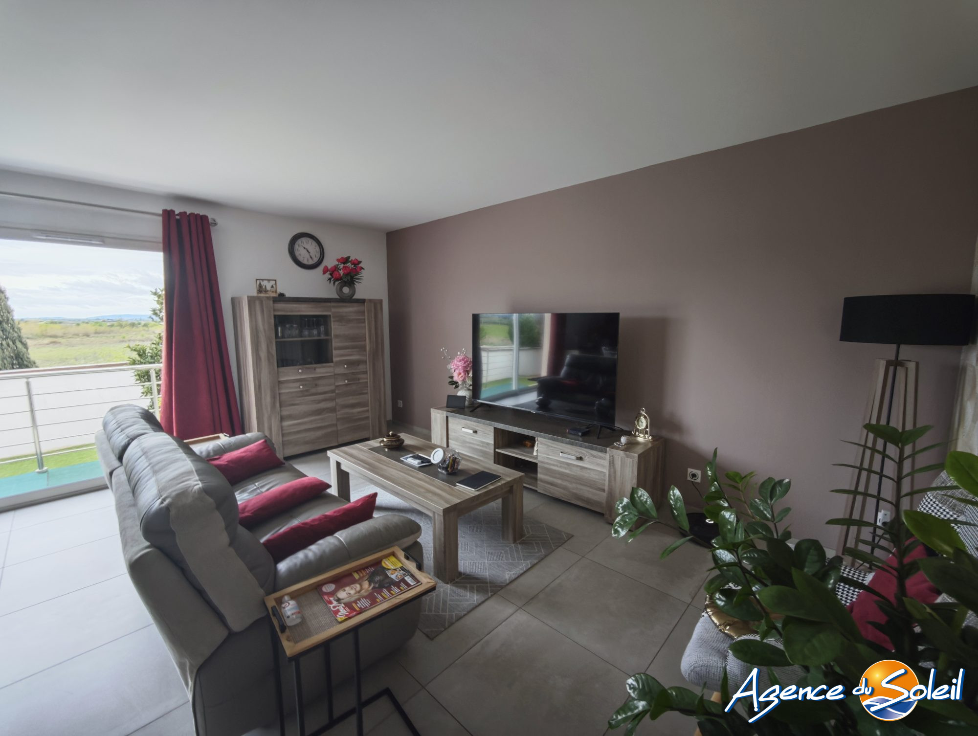 Chambre - Maison Nissan-lez-Enserune (Réf. 36-11009-AGENCEDUSOLEIL)