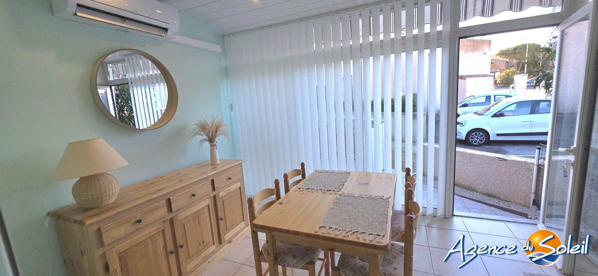 Salle de bain - Maison Saint-Pierre-la-mer (Réf. 23-10835-AGENCEDUSOLEIL)