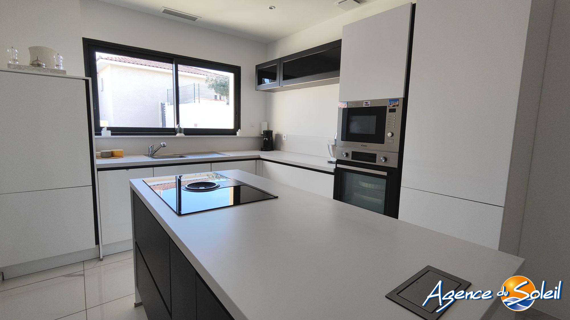 Vue extérieure - Maison Thézan-lès-Béziers (Réf. 38-10913-AGENCEDUSOLEIL)