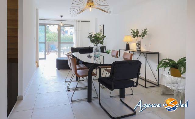 Salle de bain - Maison Collioure (Réf. 21-11013-06NR-AGENCEDUSOLEIL)