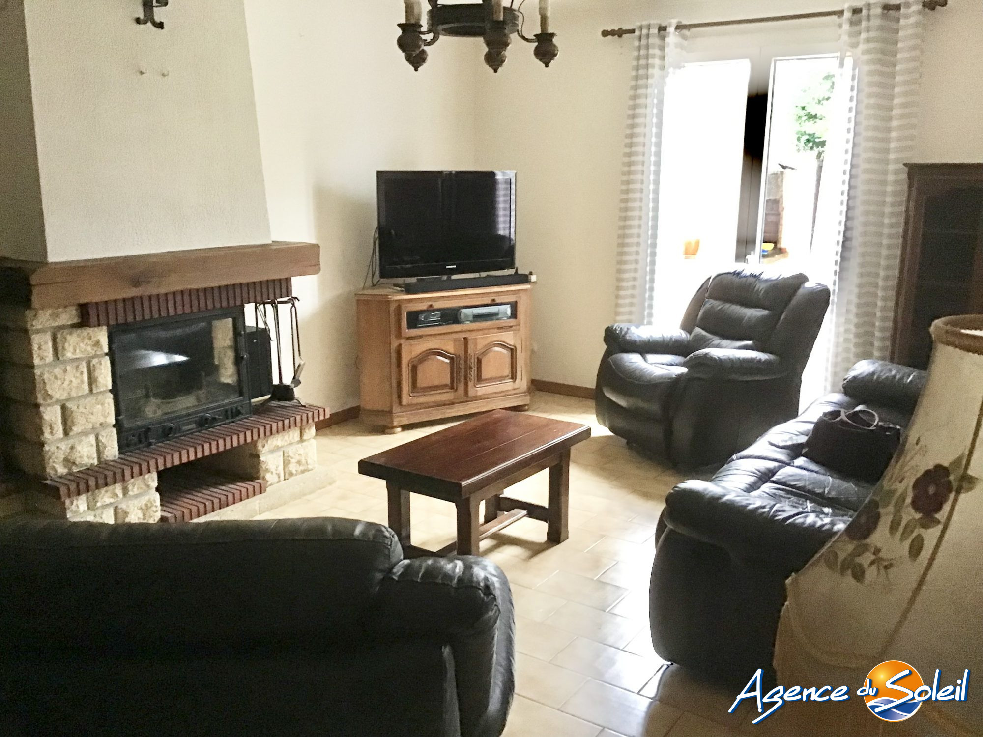 Vue extérieure - Maison Villeneuve-de-la-Raho (Réf. 02-10989-AGENCEDUSOLEIL)