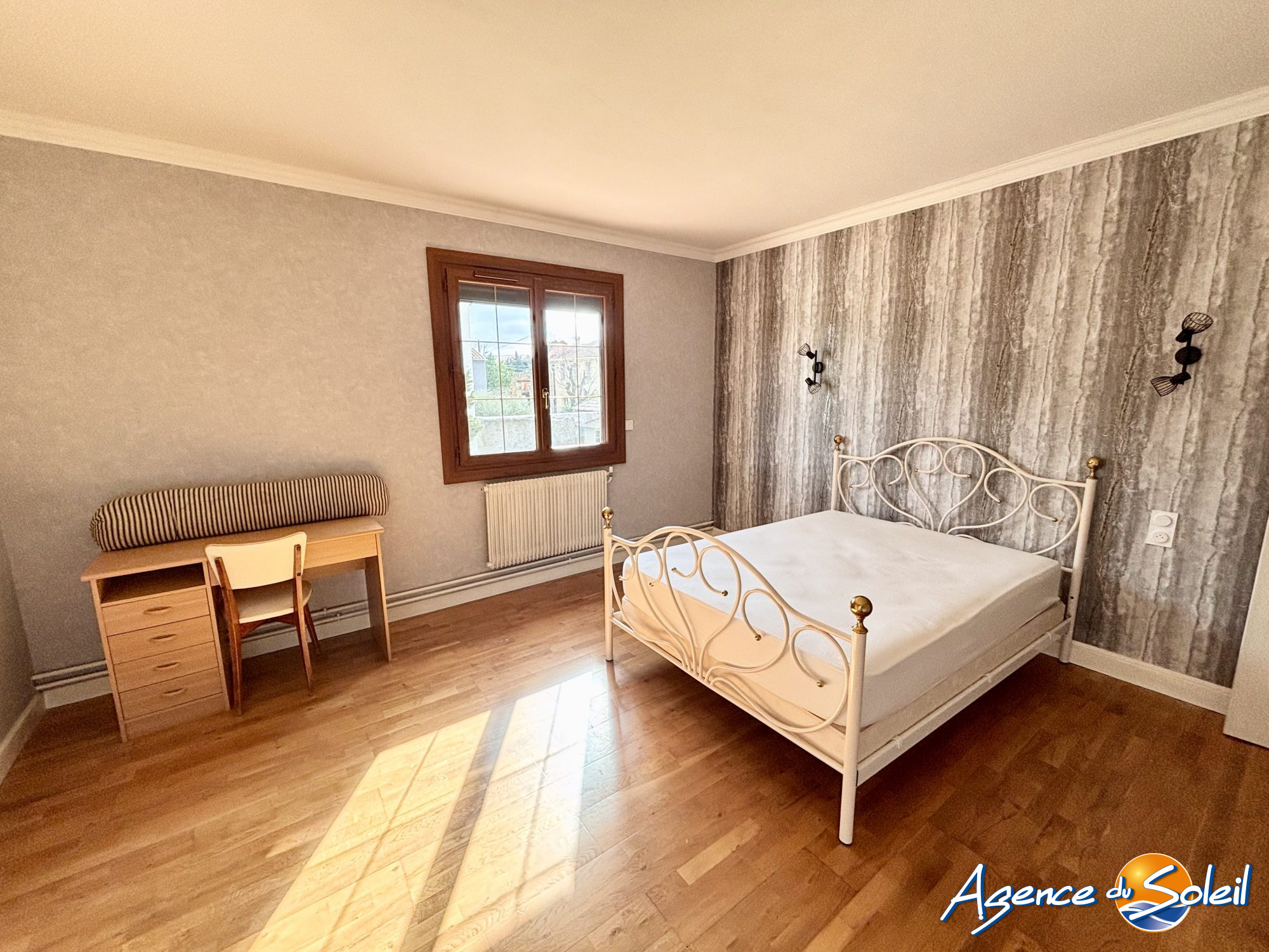 Chambre - Maison Saint-André-de-Roquelongue (Réf. 29-11015-AGENCEDUSOLEIL)