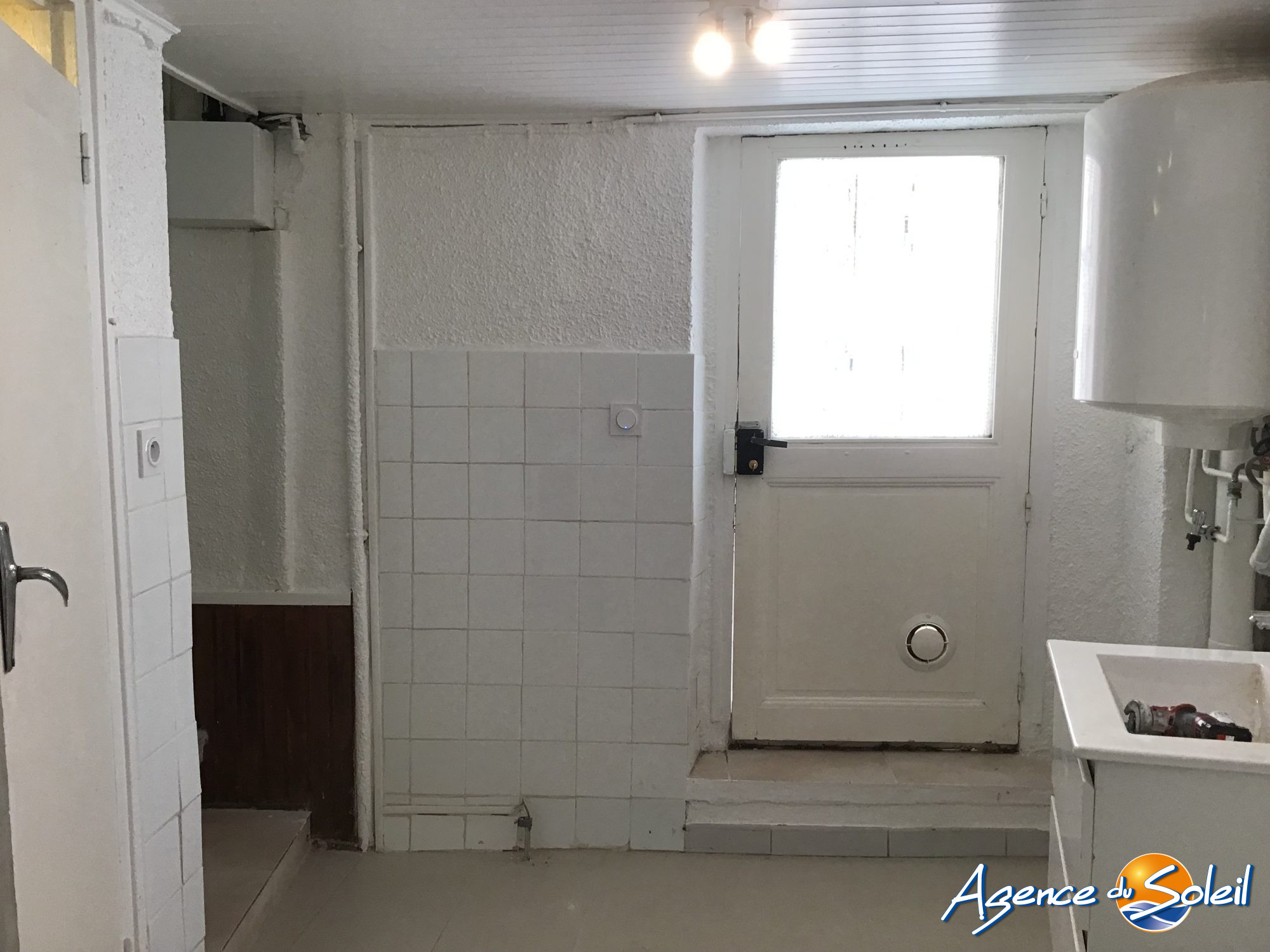 Photo 10 - Maison Saint-Estève (Réf. 02-11201-AGENCEDUSOLEIL)