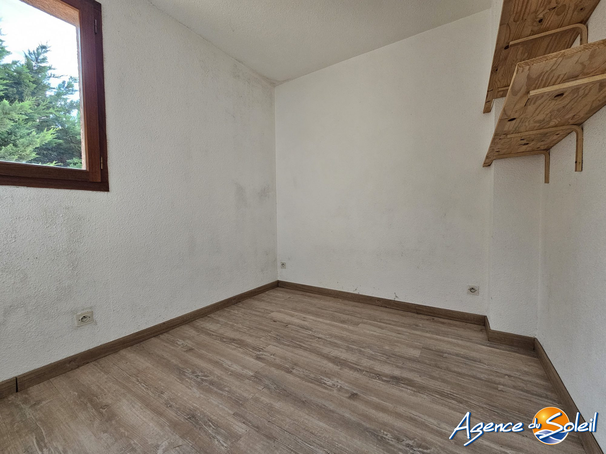 Photo 9 - Maison Gruissan (Réf. 12-11480-AGENCEDUSOLEIL)