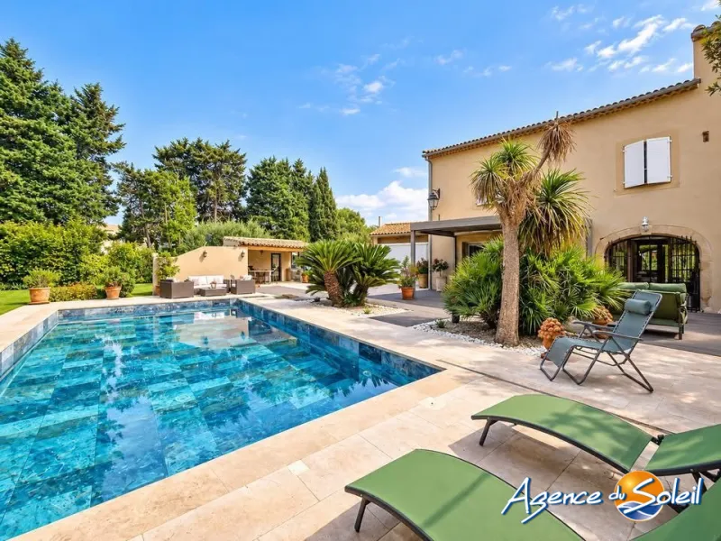 Maison à vendre à Narbonne - 300 m2