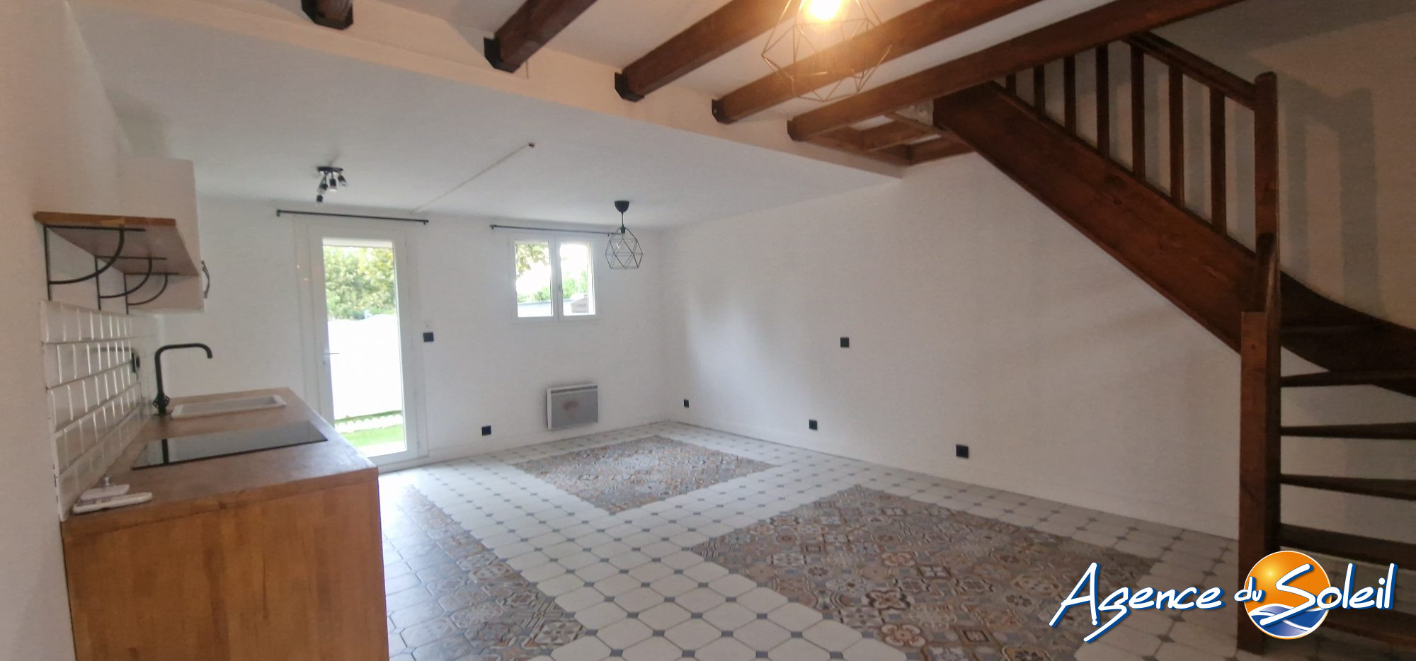 Salle de bain - Maison Sainte-Marie-la-Mer (Réf. 19-11605-AGENCEDUSOLEIL)