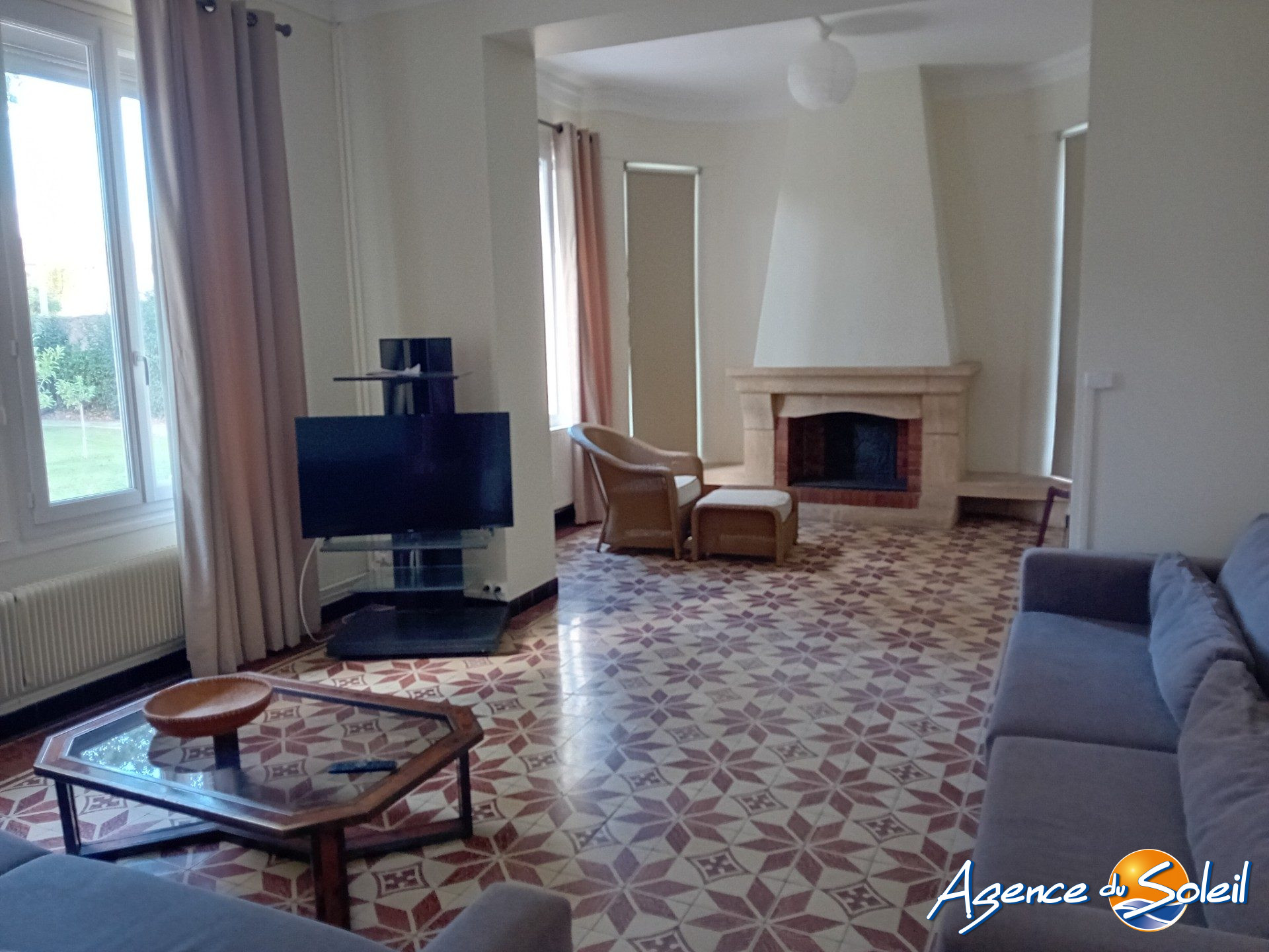 Vue extérieure - Maison Lézignan-Corbières (Réf. 26-10010-AGENCEDUSOLEIL)