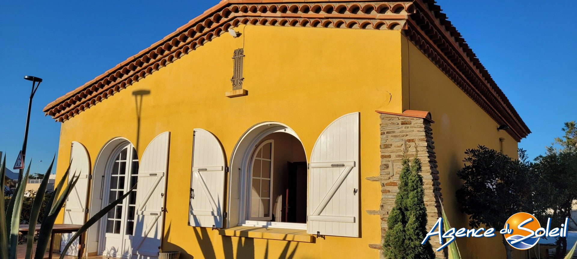 Photo de Villa plain pied / très proche plage